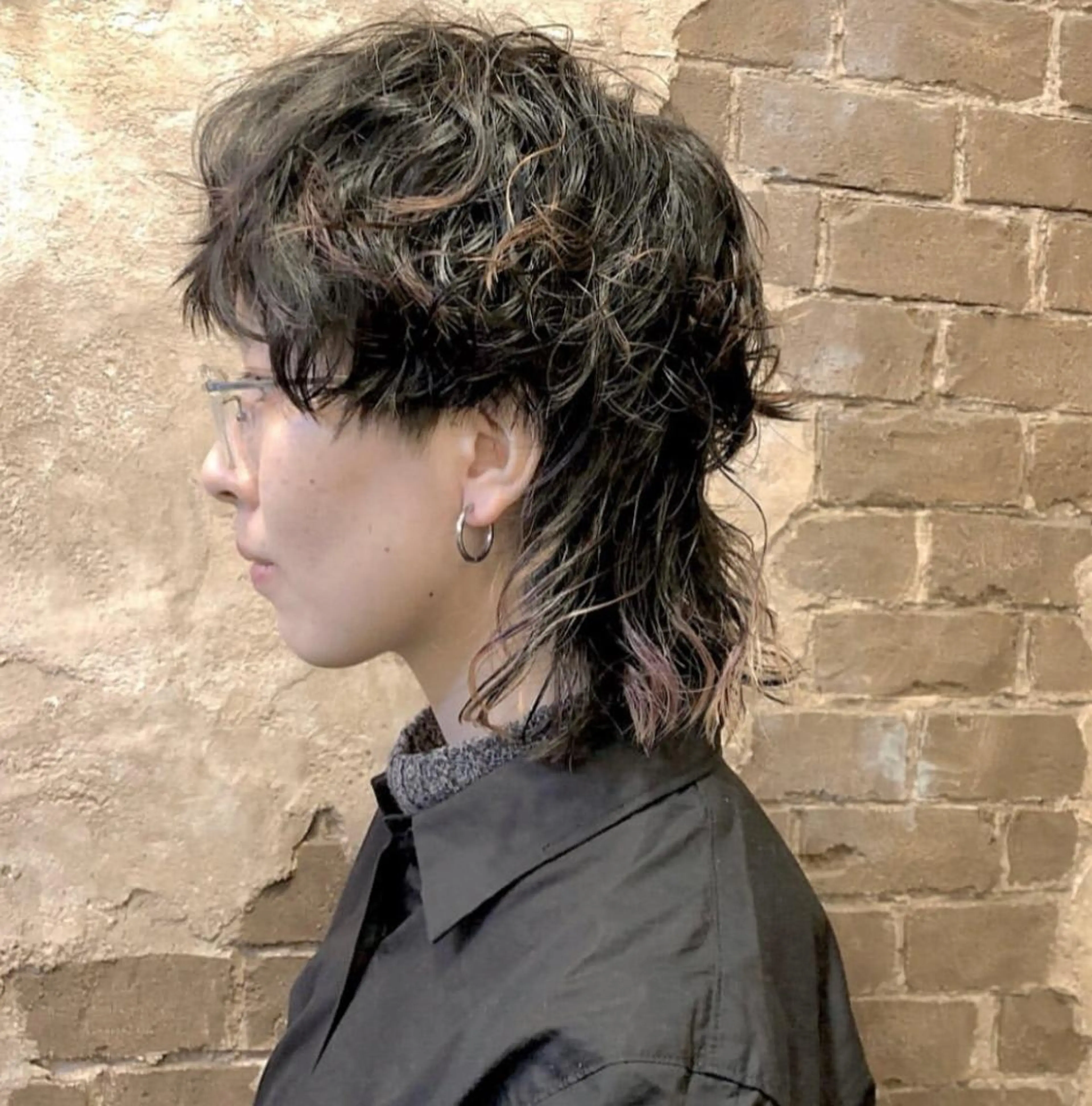 ショート カラー パーマ ブリーチ、パーマ 西部笑のヘアスタイル