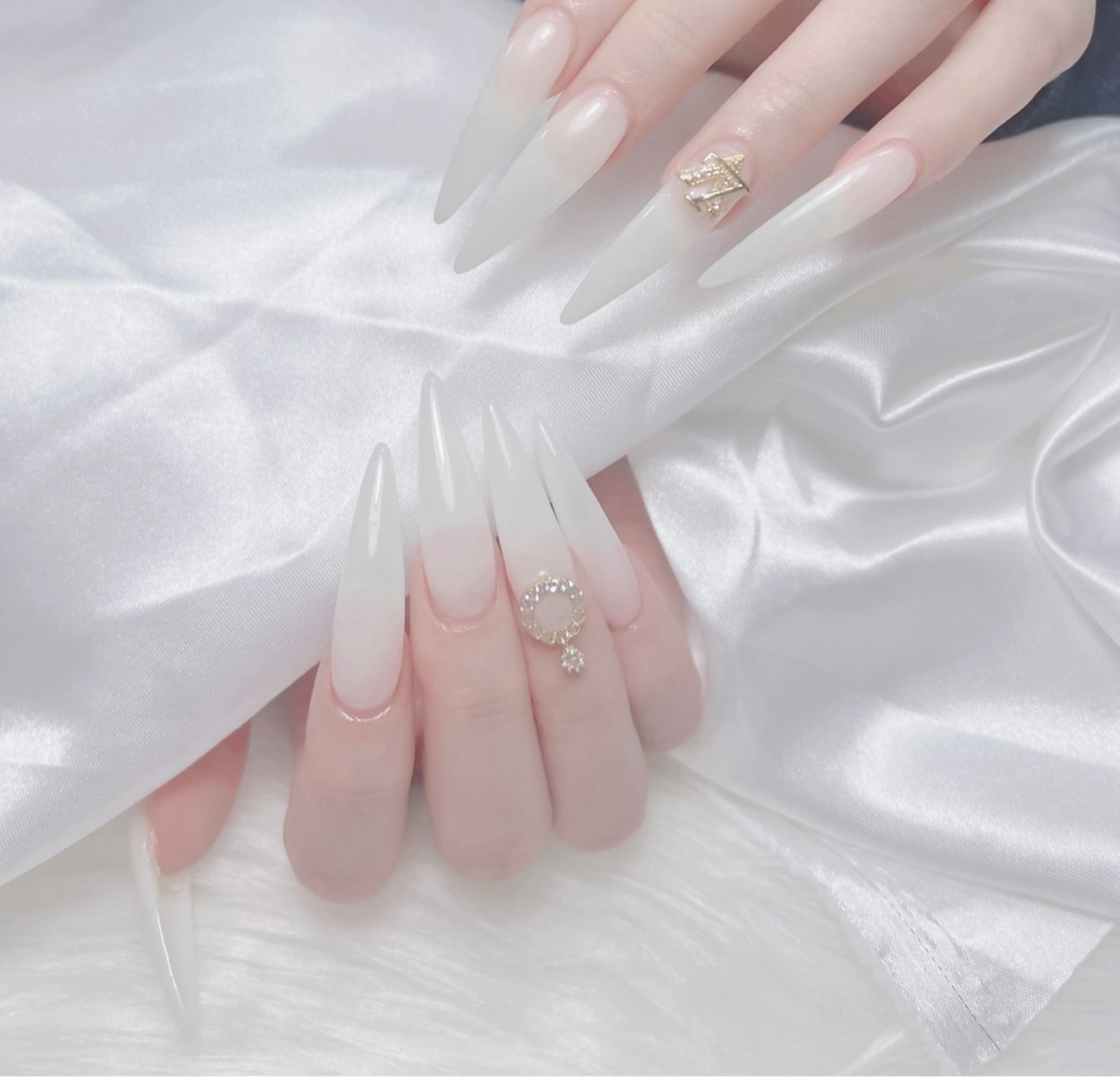 ネイル ハンドネイル uuネイルサロン所属・uu ネイルサロン関内🌼のネイルデザイン