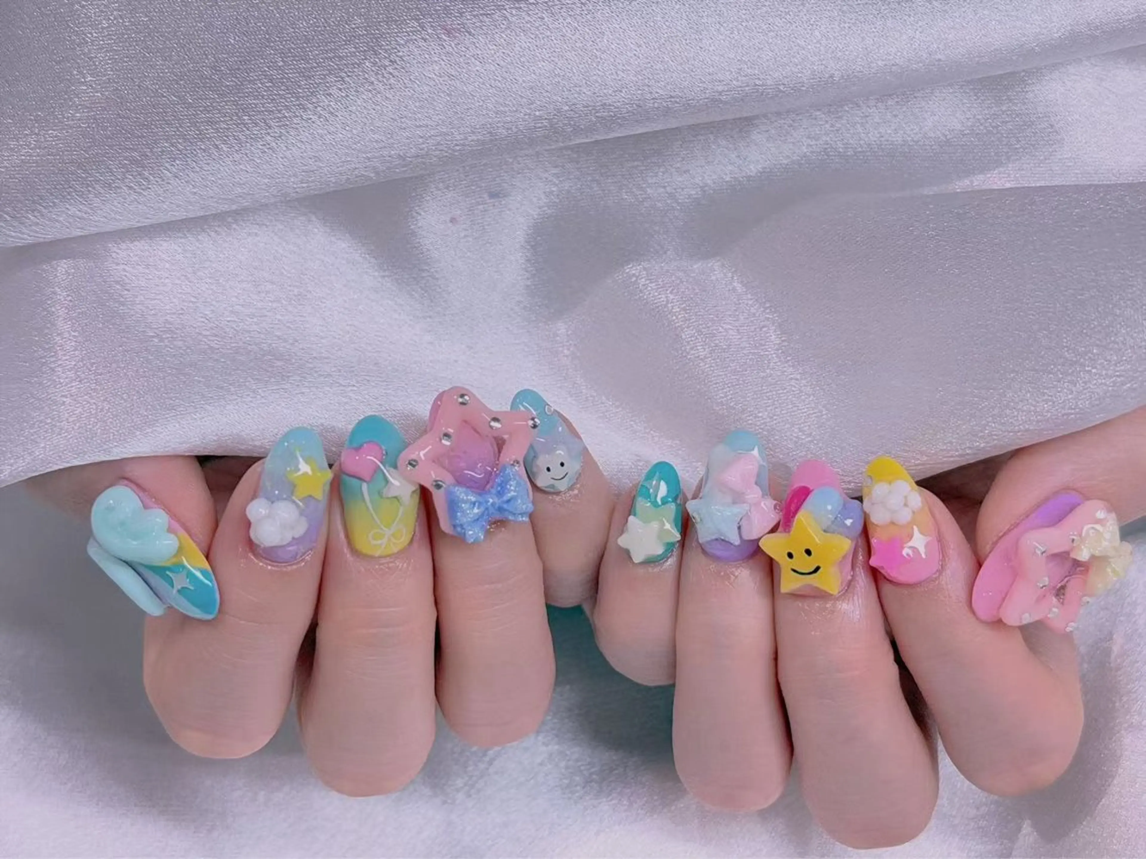 ネイル ハンドネイル リン リンのネイルデザイン