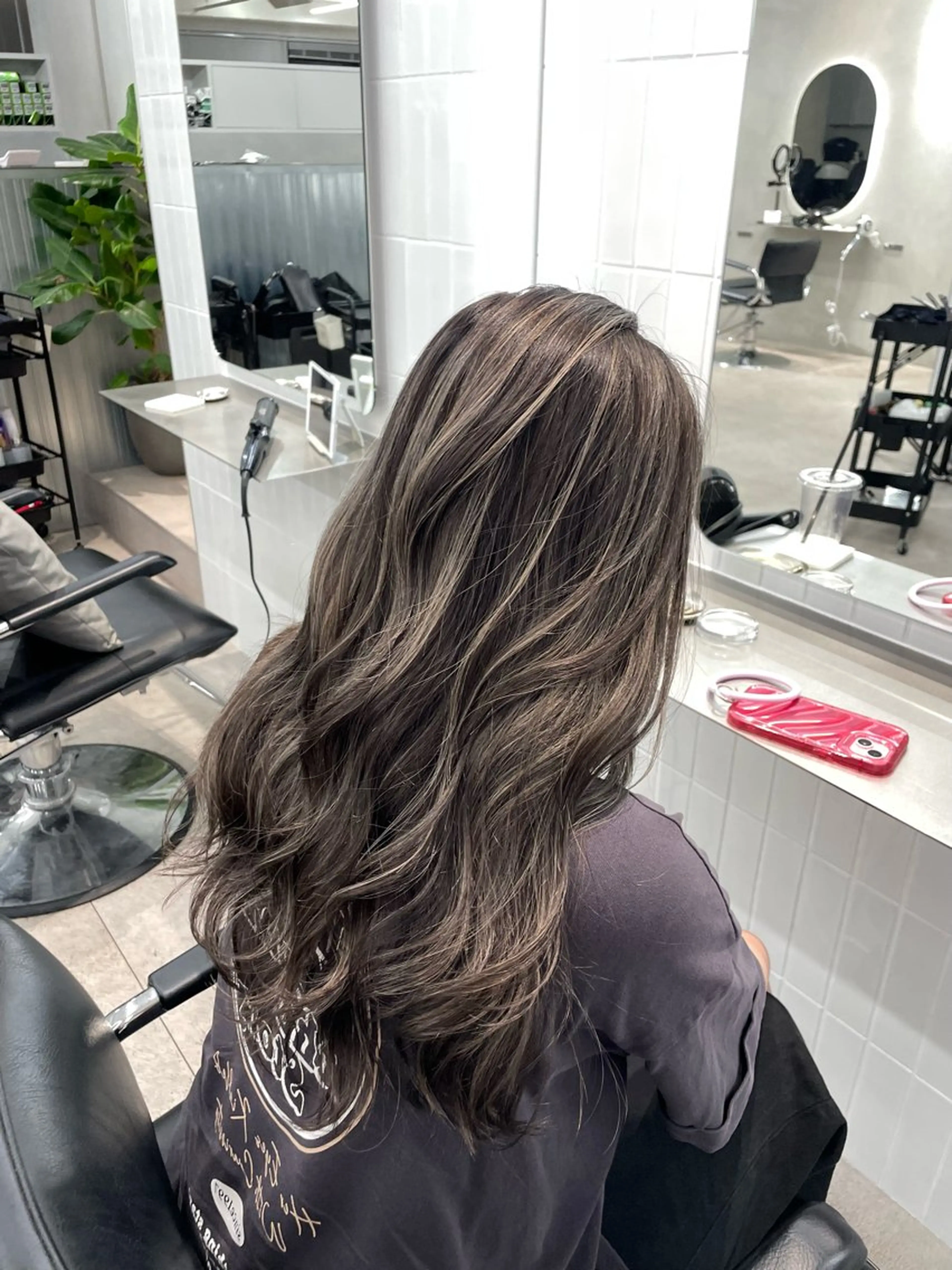 ロング ✨レイヤーカット 海外ヘア/原宿✨のヘアスタイル