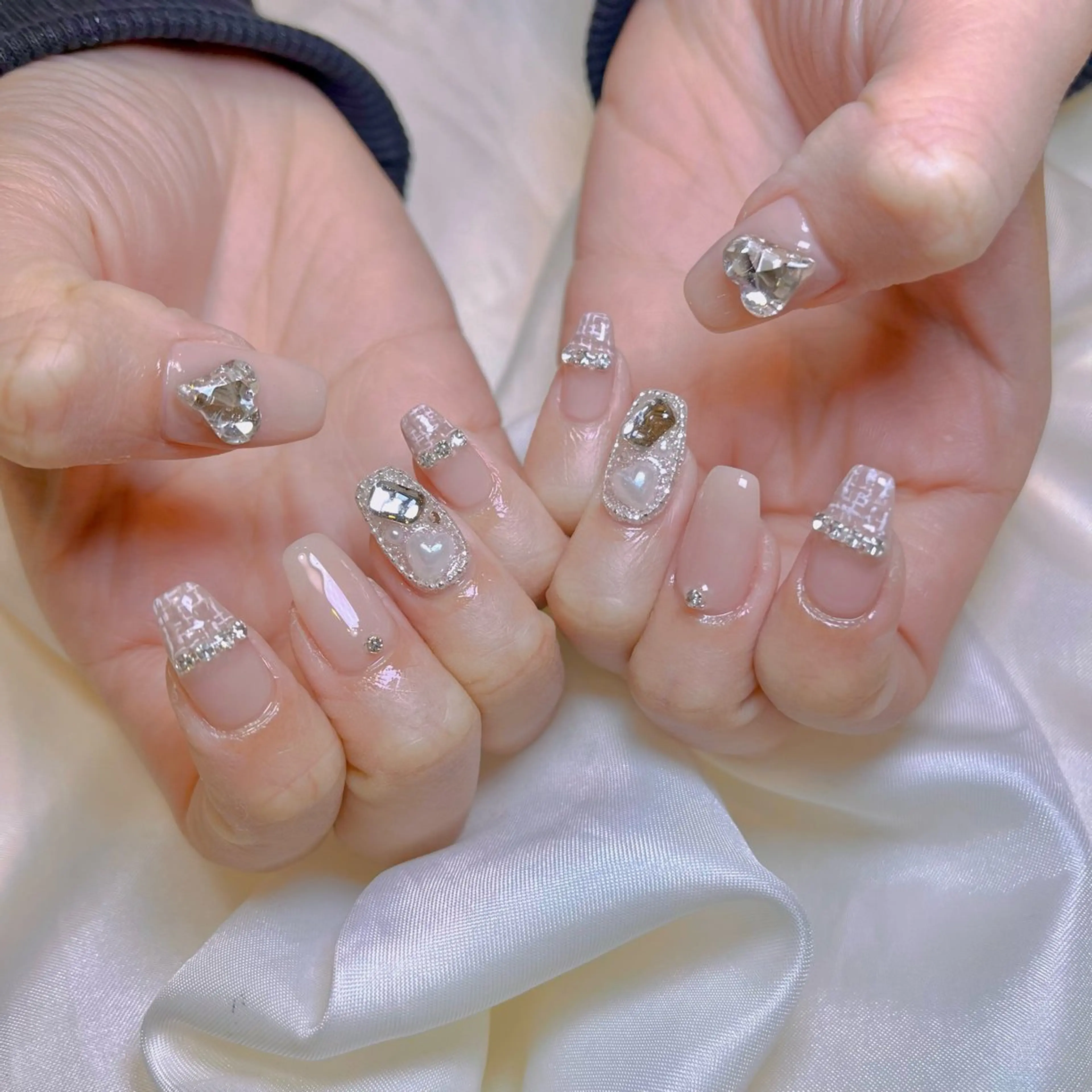 ネイル mily_harajuku所属・韓国ネイル☁️ haruna🌛のネイルデザイン