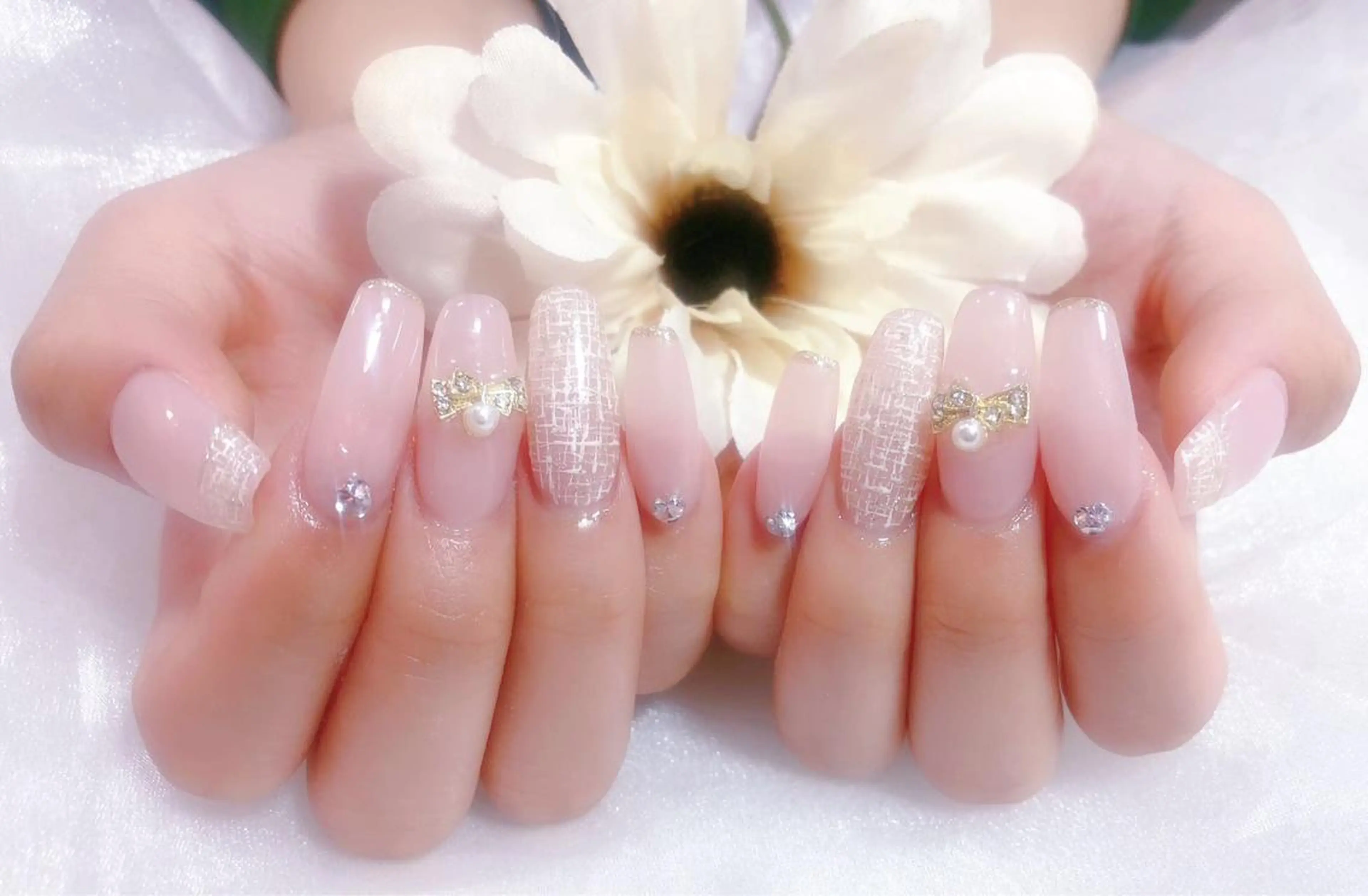 ネイル ハンドネイル VIVIAN リサのネイルデザイン