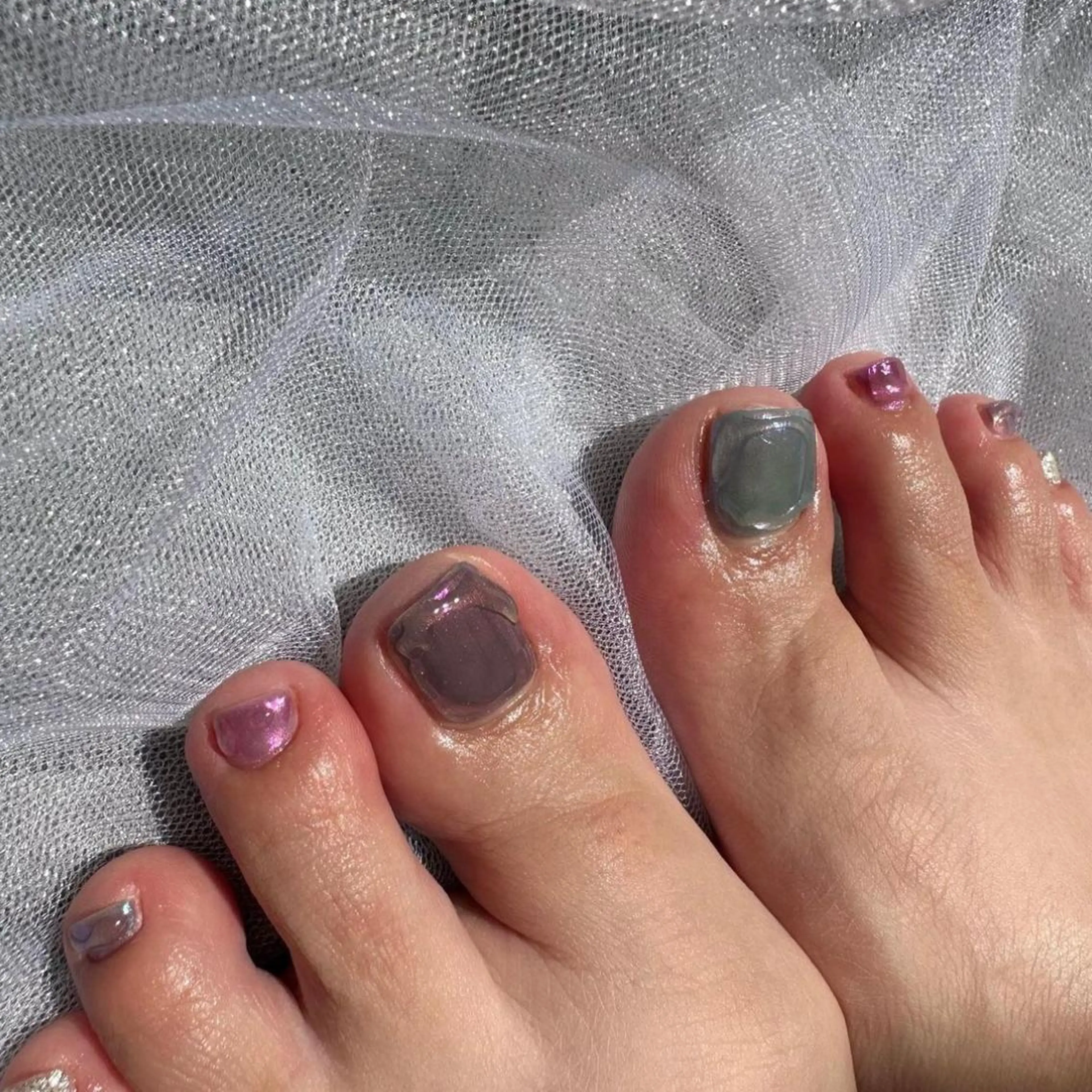 ネイル オーロラネイル クリアネイル フットネイル 氷ネイル・うるうるネイル 韓国ネイル 🪞KAPE NAIL 🪞のネイルデザイン