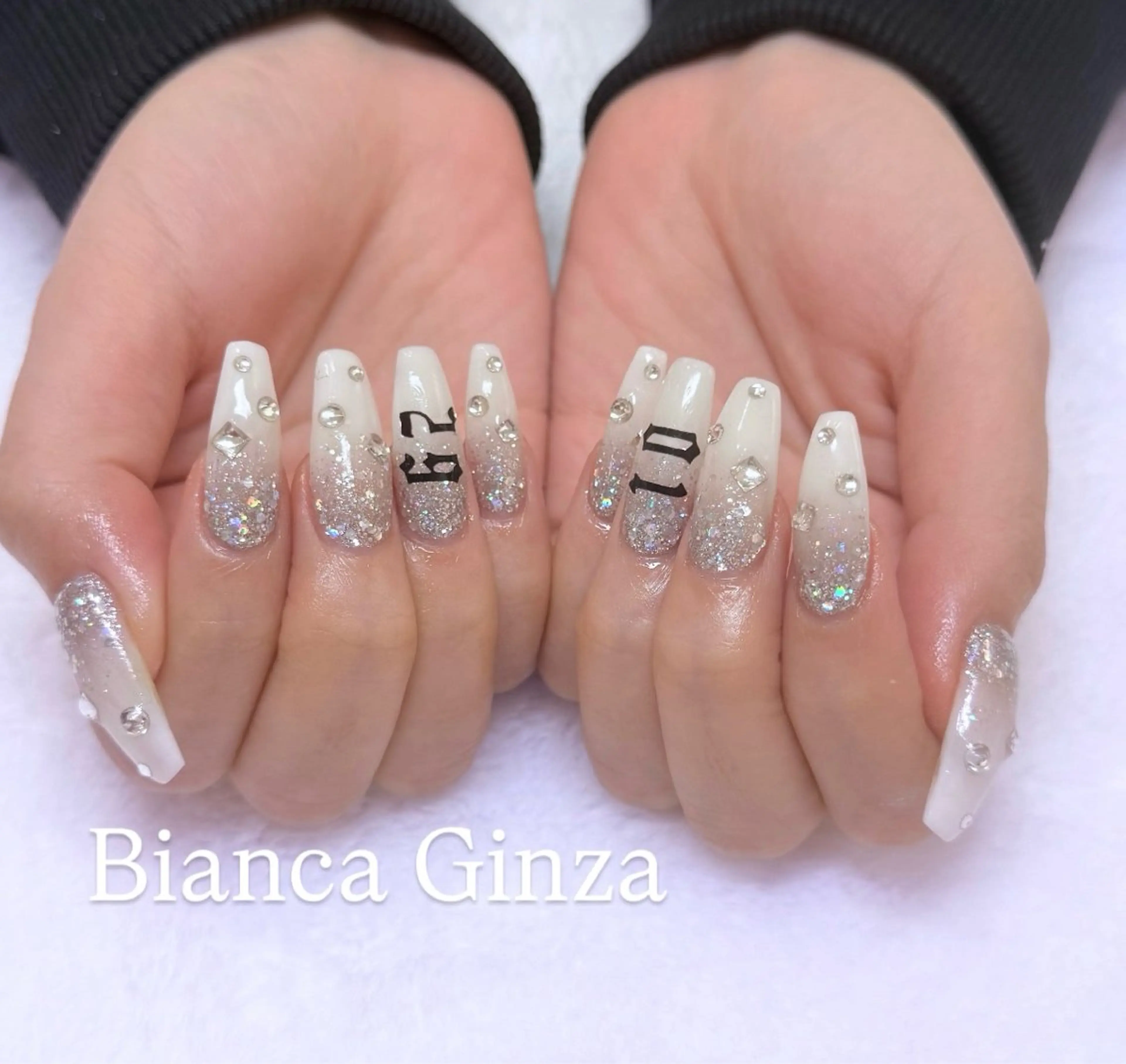 ネイル Bianca  銀座 Nagataのネイルデザイン