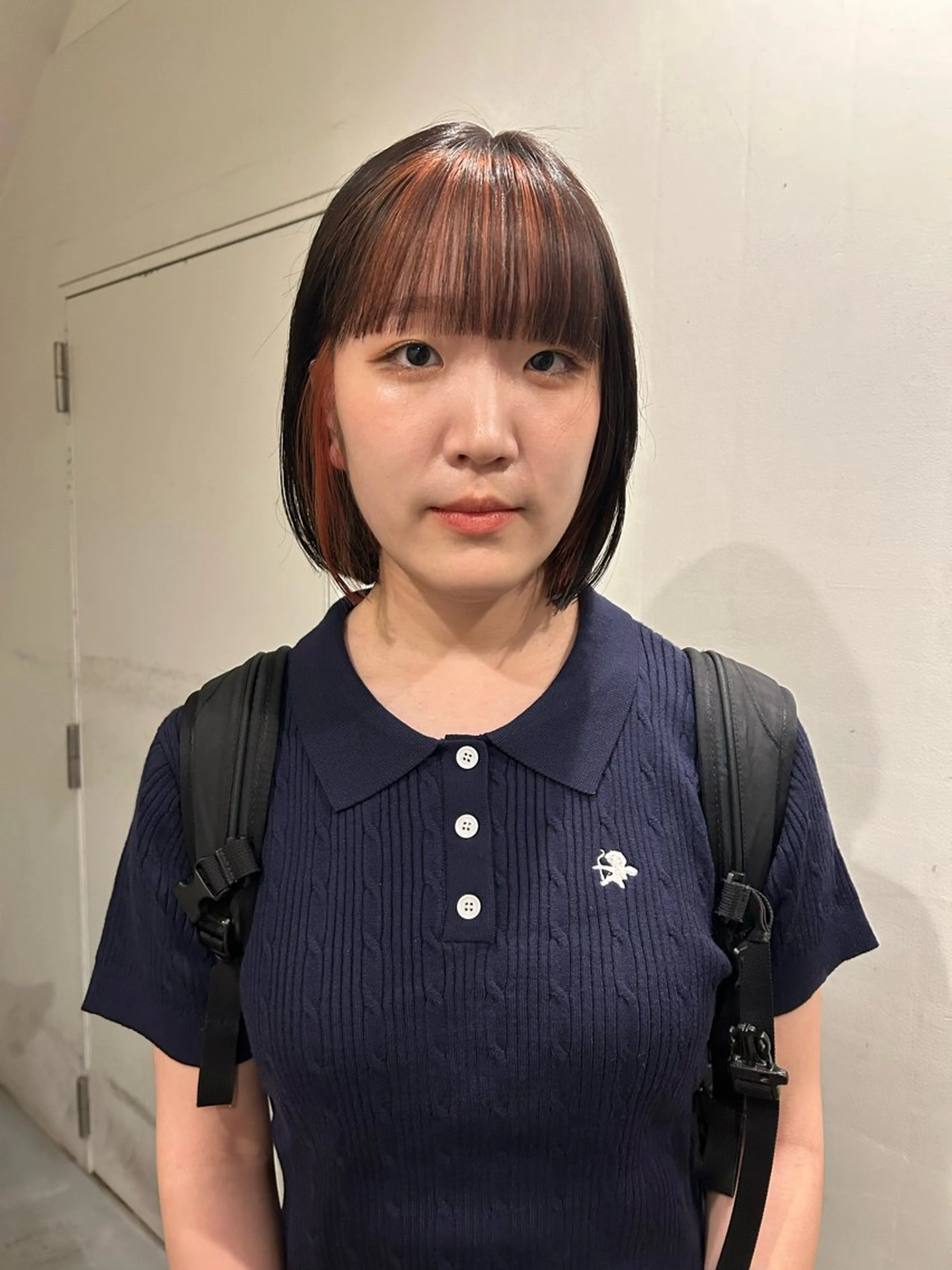 ショート カラー インナーカラー ボブ hen所属・心斎橋/レイヤー/ ブリーチ/モエのヘアスタイル