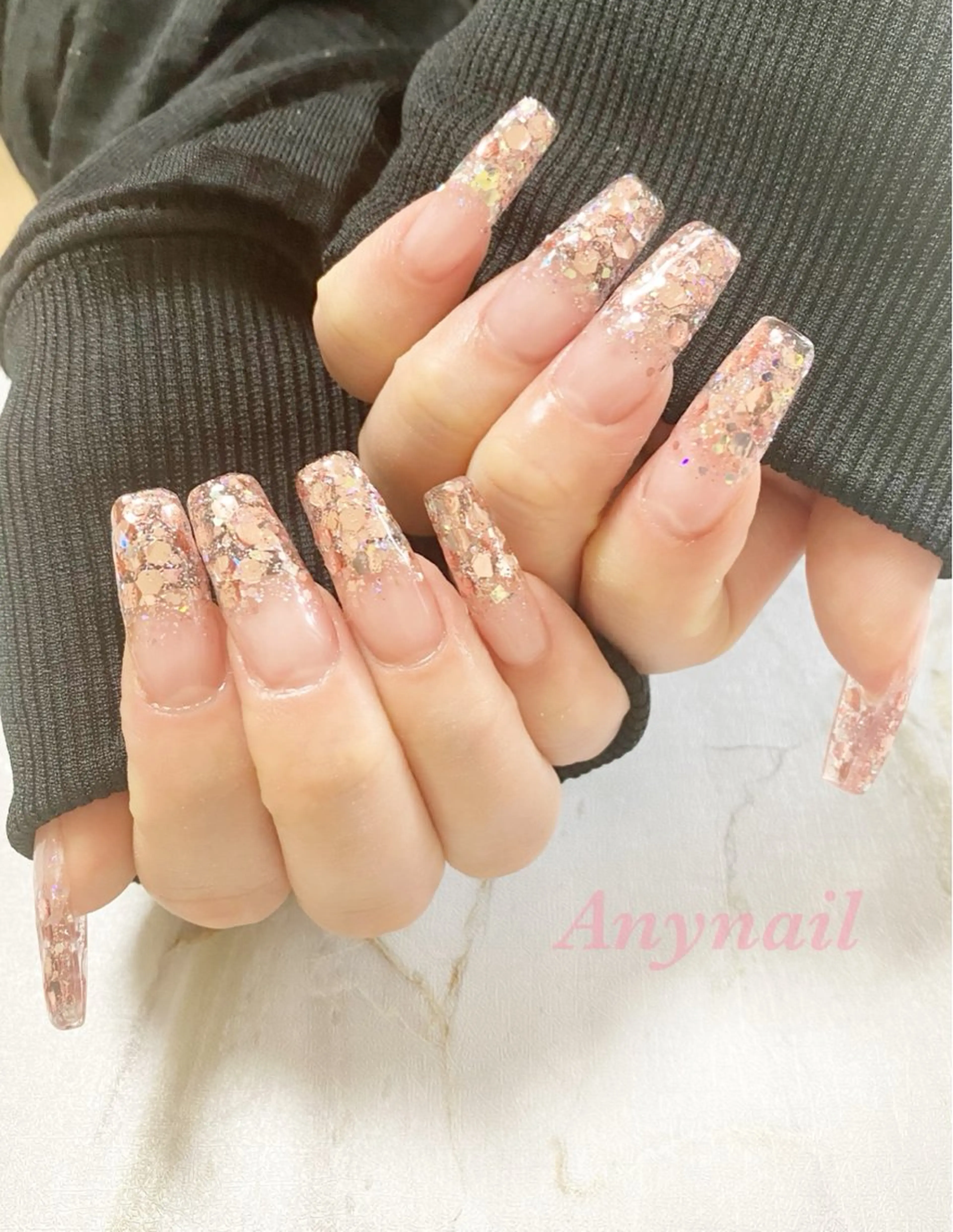 ネイル ブルー グラデーション ホログラムネイル キラキラネイル ラメ(グリッター) ハンドネイル 岩澤 恵子のネイルデザイン