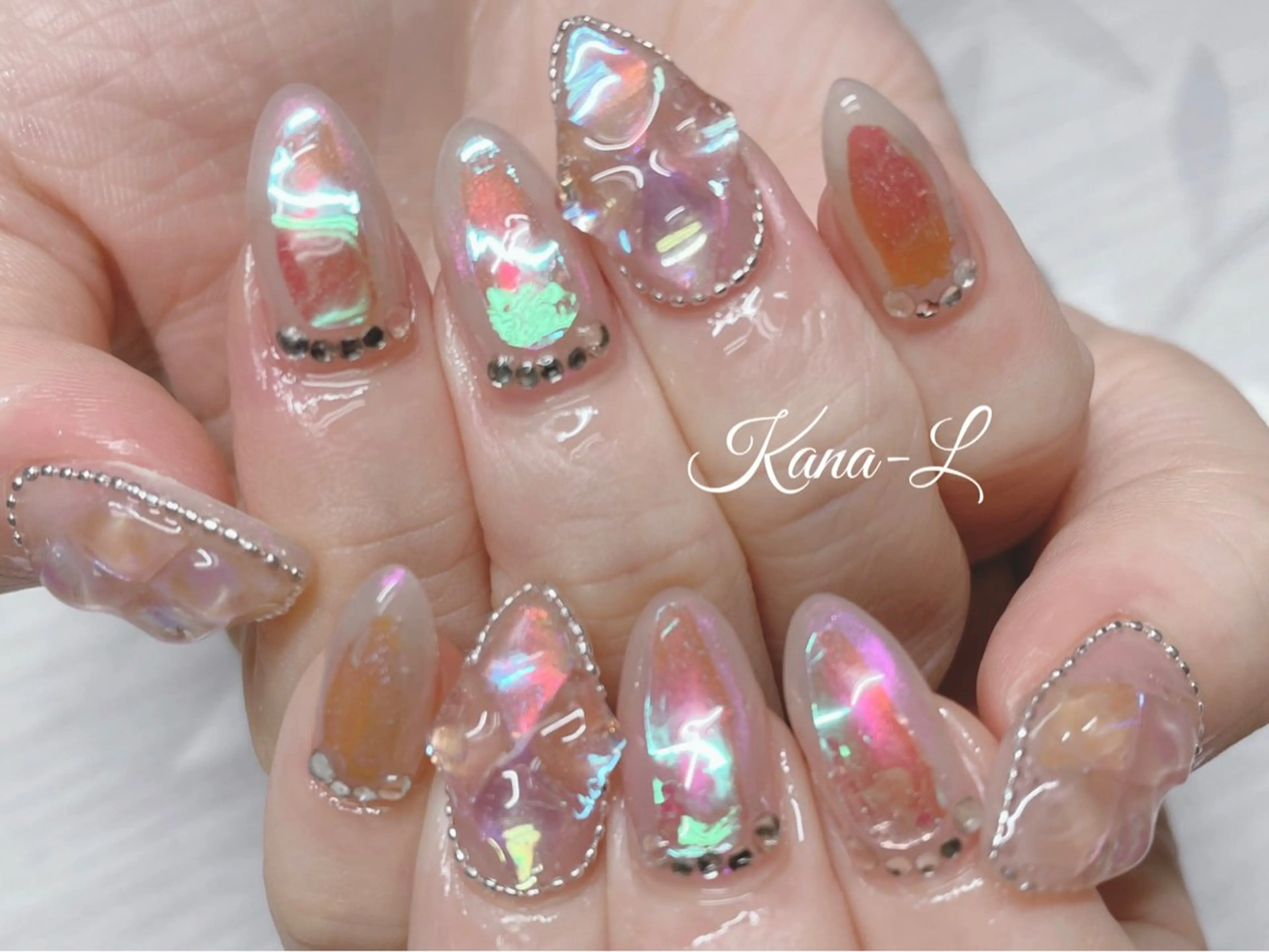 ネイル オーロラネイル ジェルネイル 氷ネイル・うるうるネイル 韓国ネイル パラジェル 芦辺 香奈のネイルデザイン