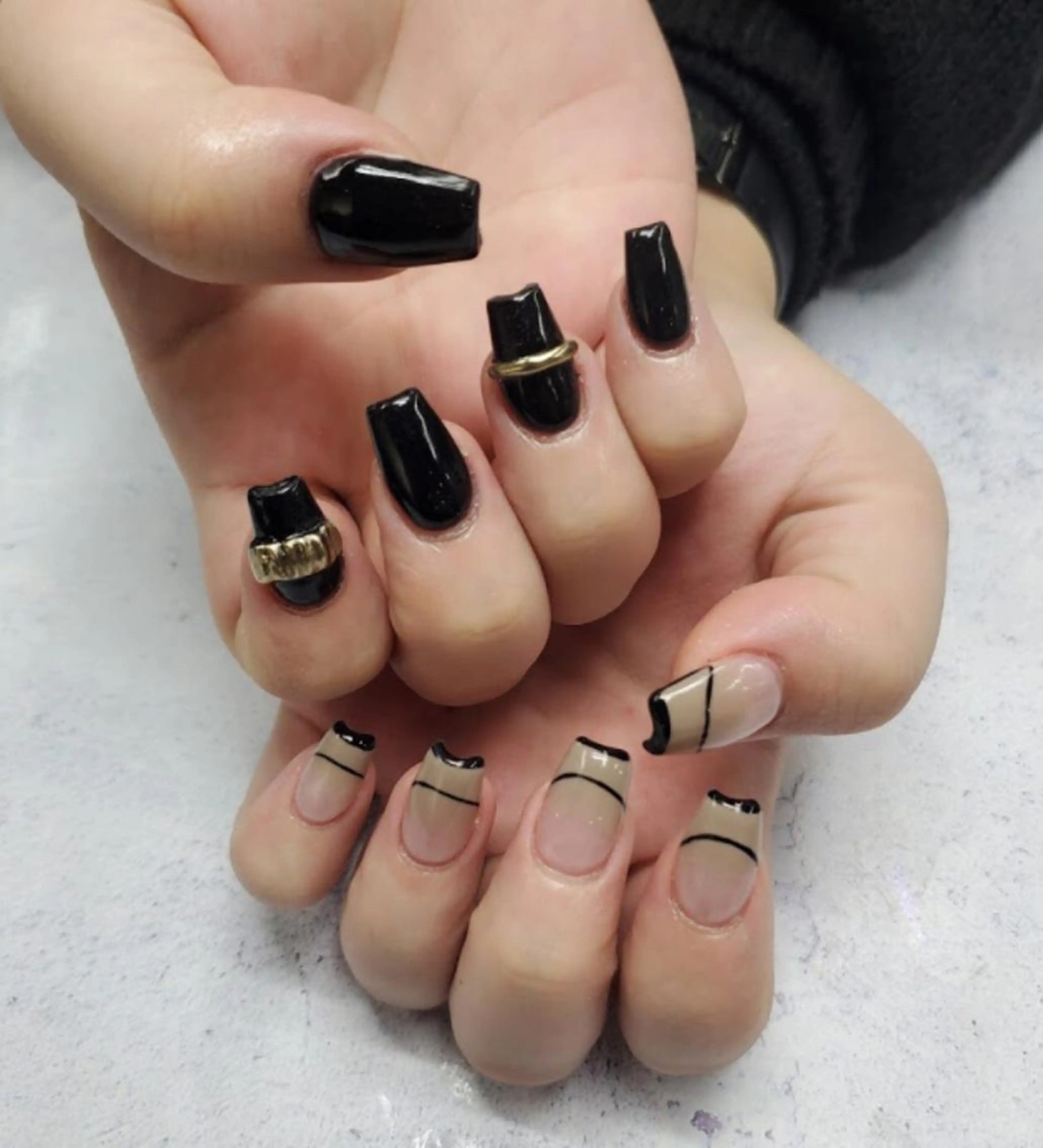 ネイル nailstudio eviz新宿店のネイルデザイン