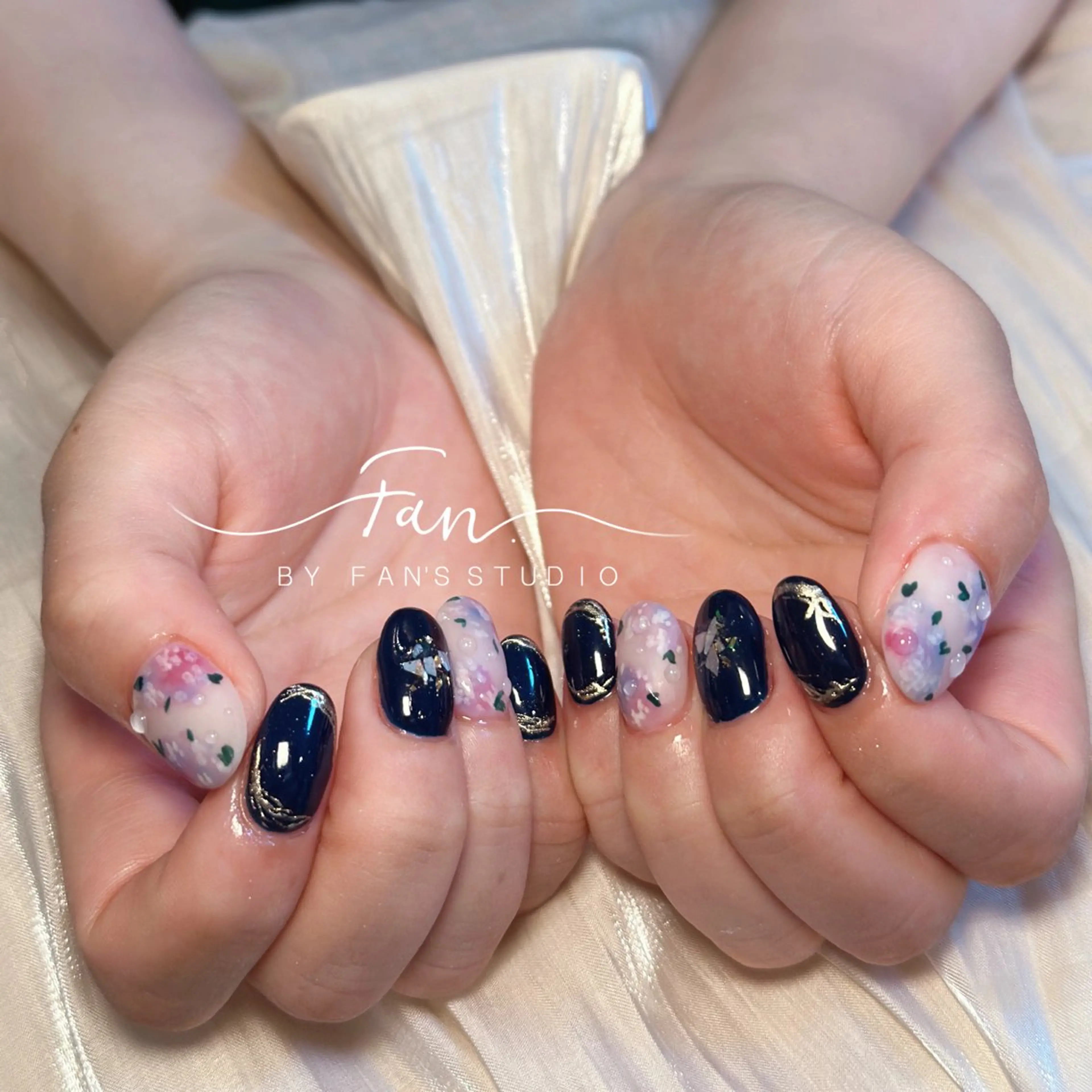 ネイル 🌻FAN'S STUDIO池袋🌻のネイルデザイン