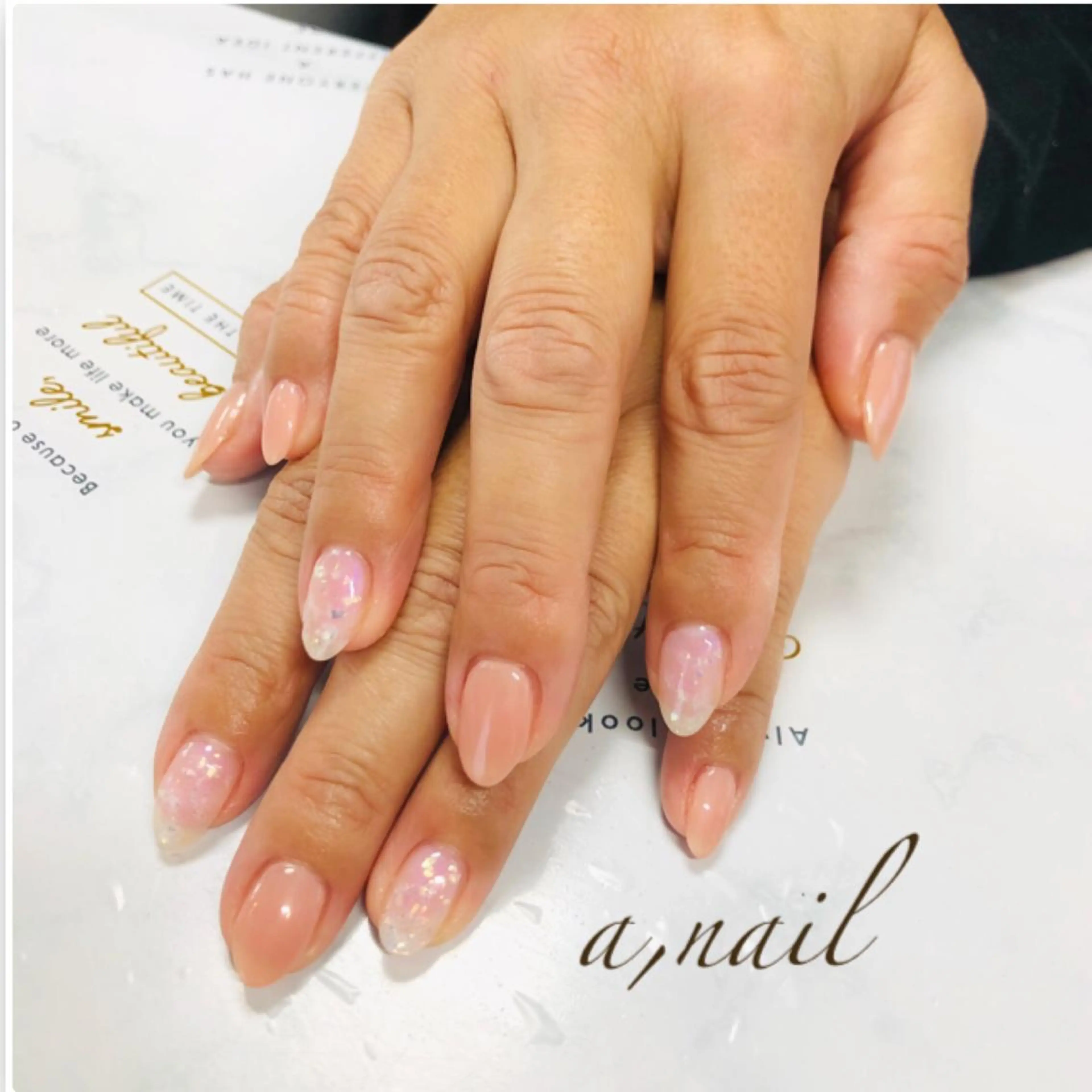 ネイル フットネイル ジェルネイル グラデーション ホログラムネイル ラメ(グリッター) ハンドネイル ネイルサロン エーネイルのネイルデザイン