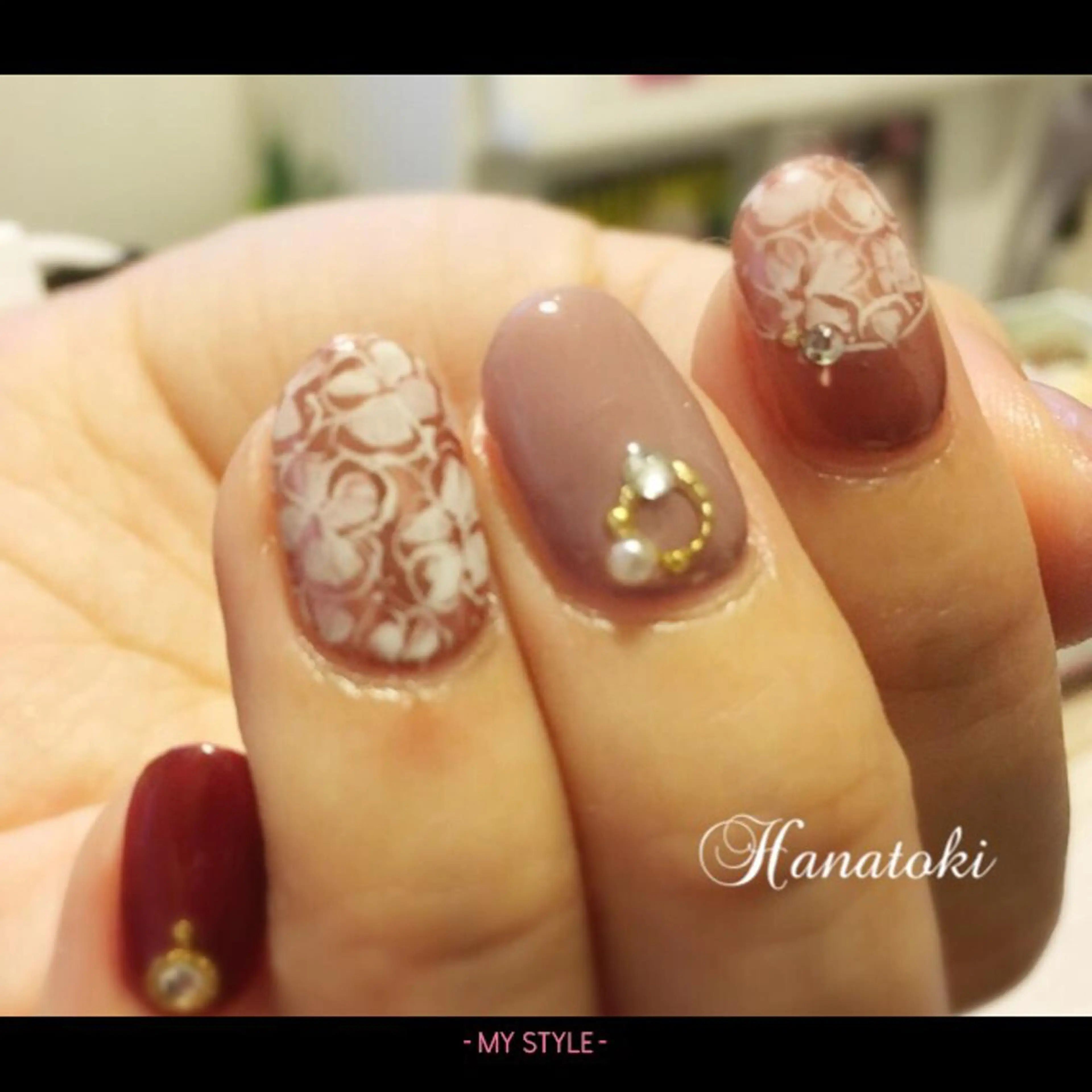 ネイル ミラーネイル Hanatoki所属・菅原 千明のネイルデザイン