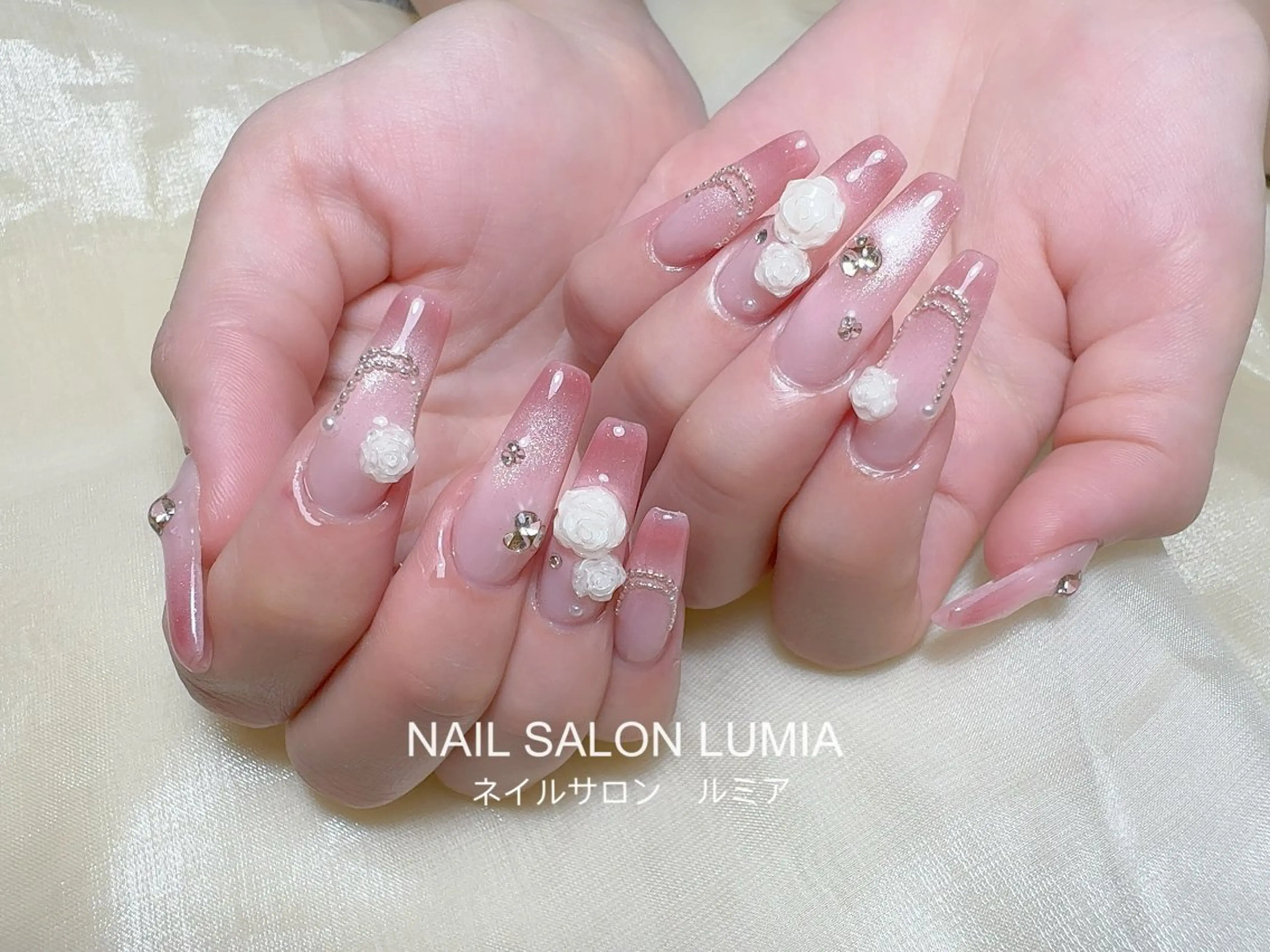ネイル ハンドネイル ネイルサロン ルミア Lumia 店長のネイルデザイン