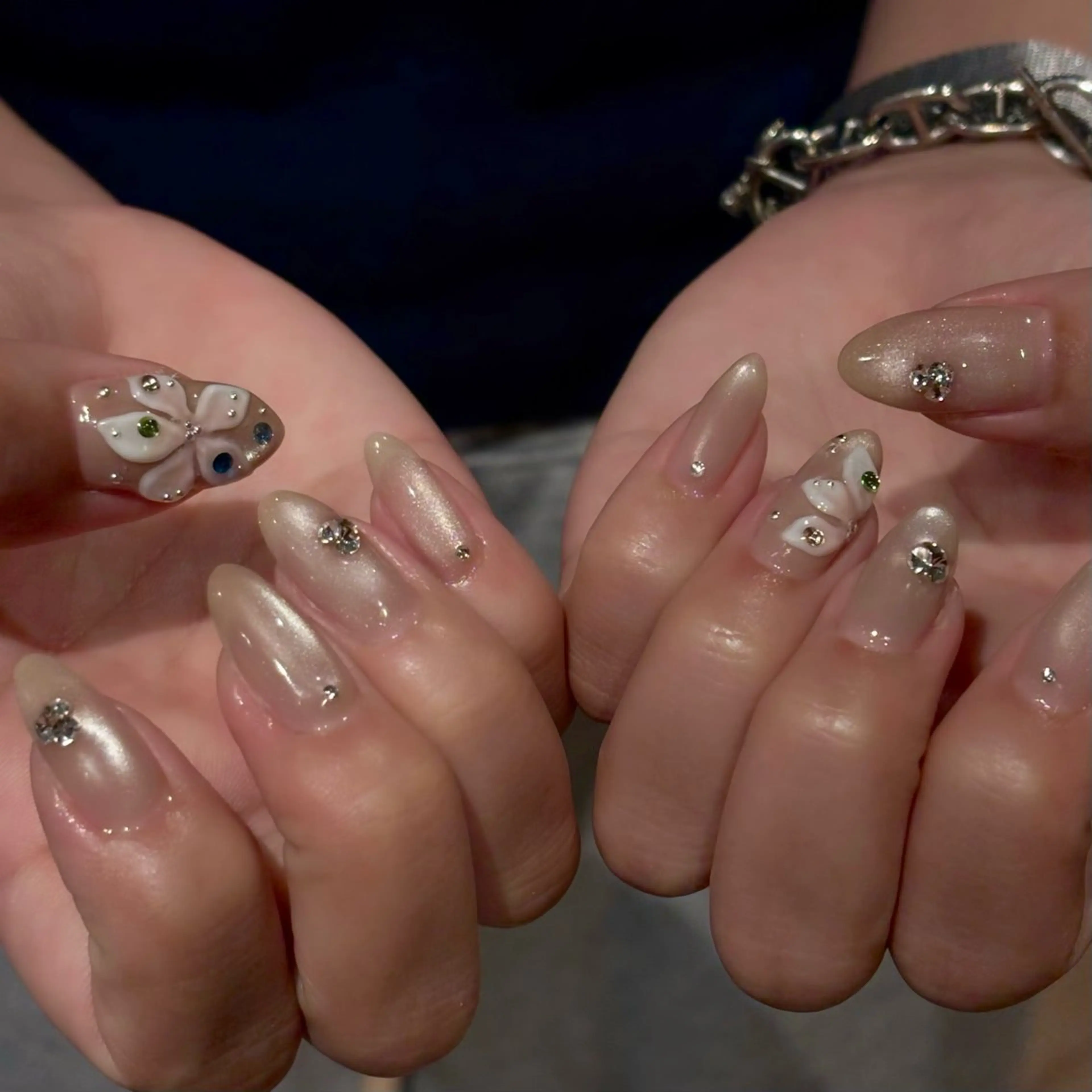 ネイル アートネイル フラワーネイル 氷ネイル・うるうるネイル キラキラネイル マグネットネイル Bianca名駅店 安田のネイルデザイン