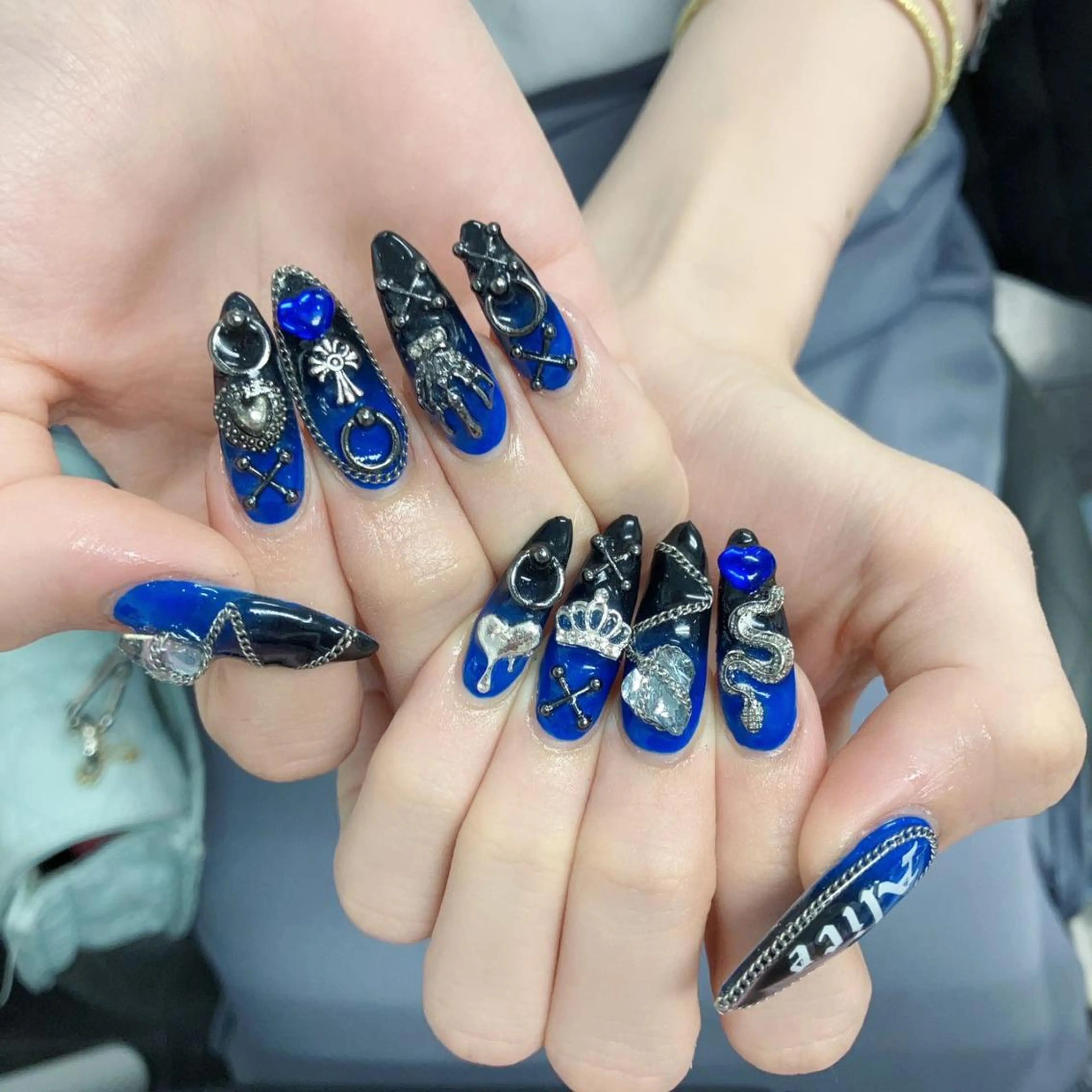 ネイル ハンドネイル DEMAIN- 🌹のネイルデザイン