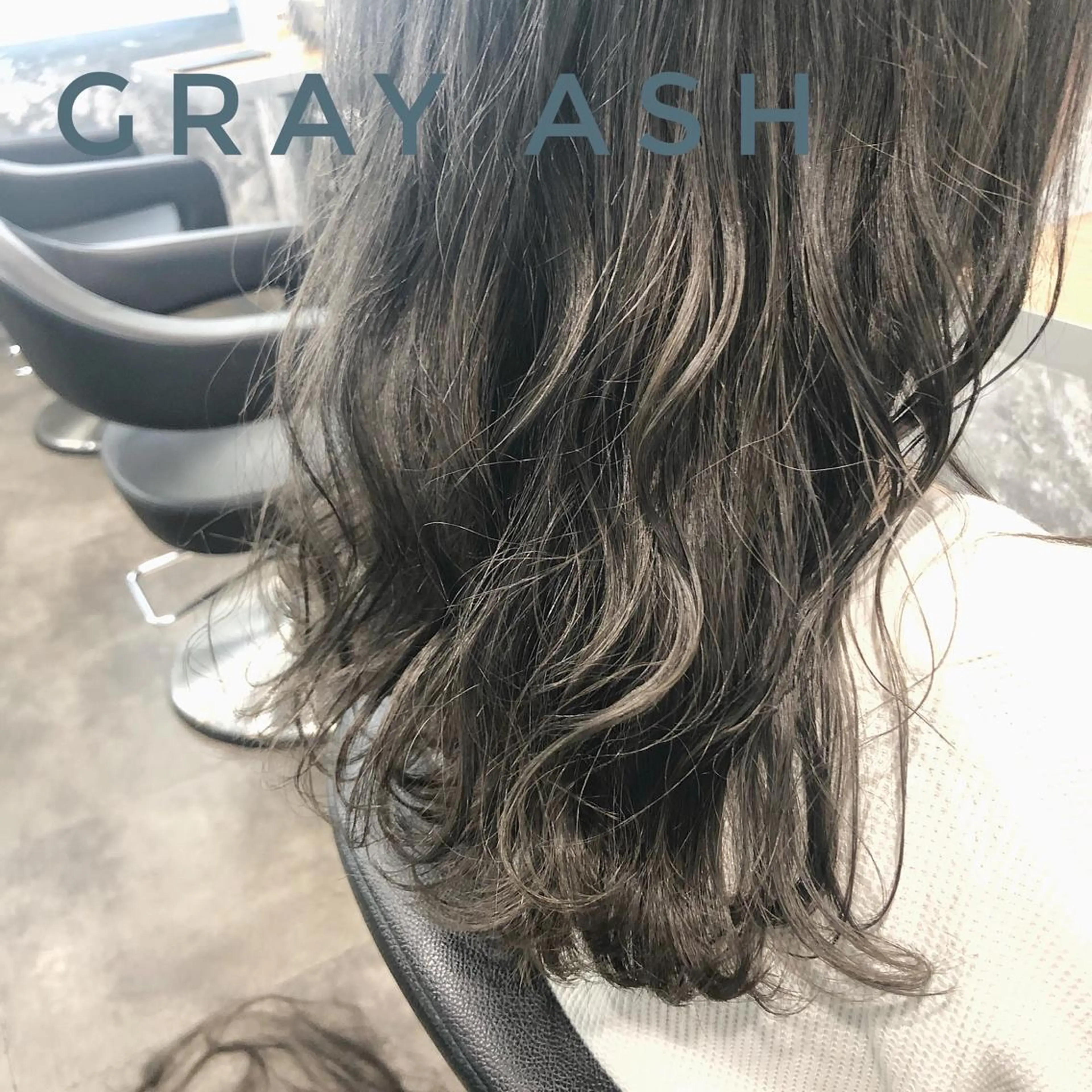 セミロング YU-KA ✂︎ROSSOのヘアスタイル