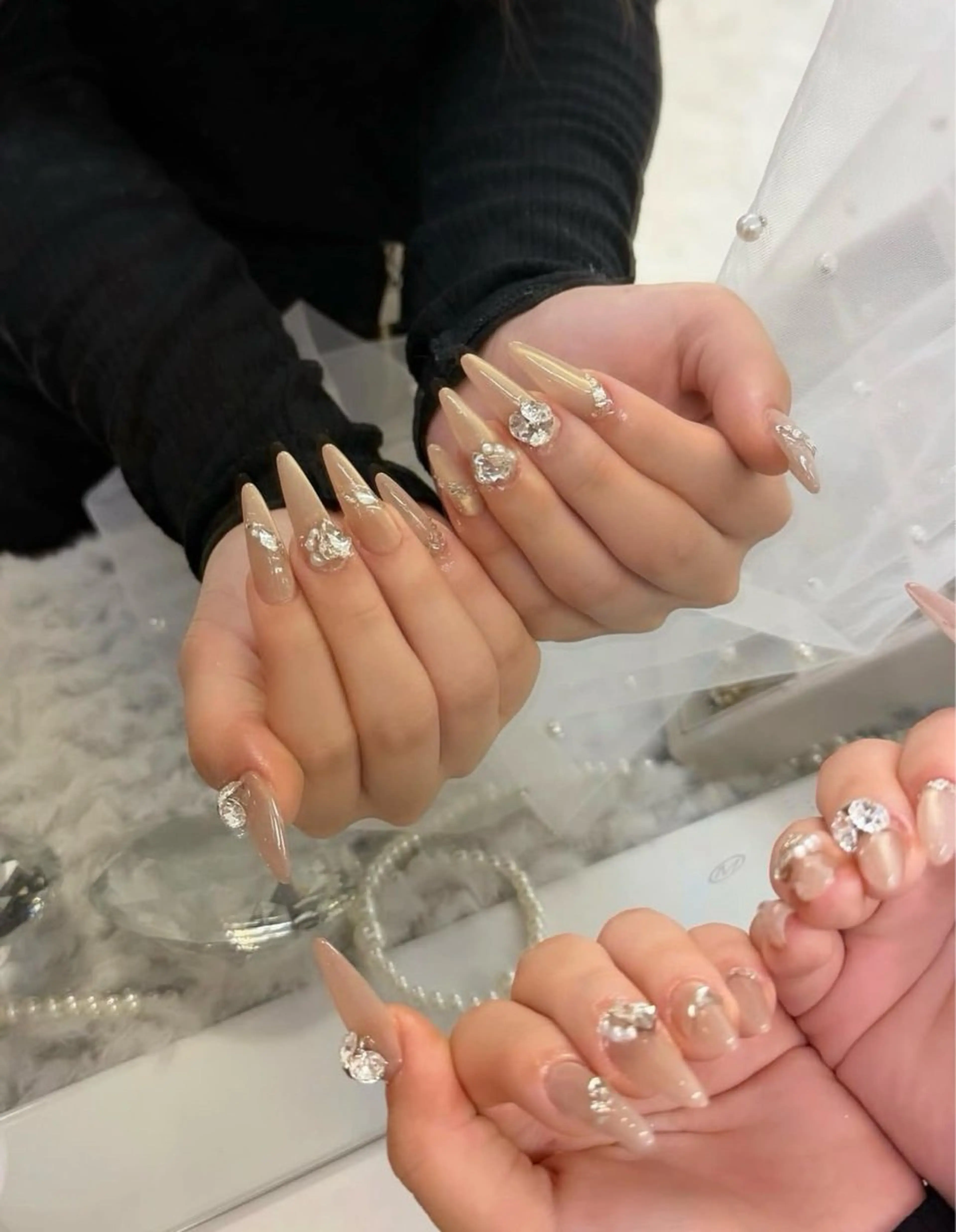 ネイル フットネイル ジェルネイル キラキラネイル 韓国ネイル マグネットネイル ハンドネイル TIDY .のネイルデザイン