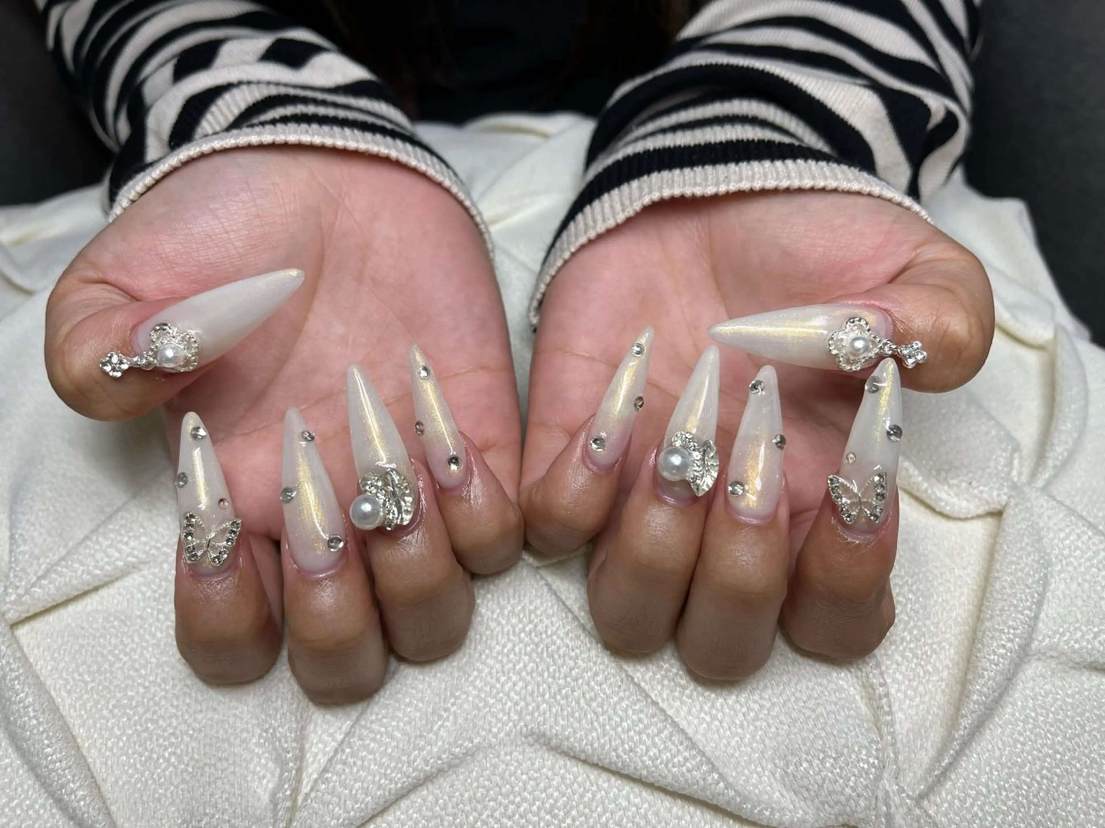 ネイル nail.salon .Reversalのネイルデザイン