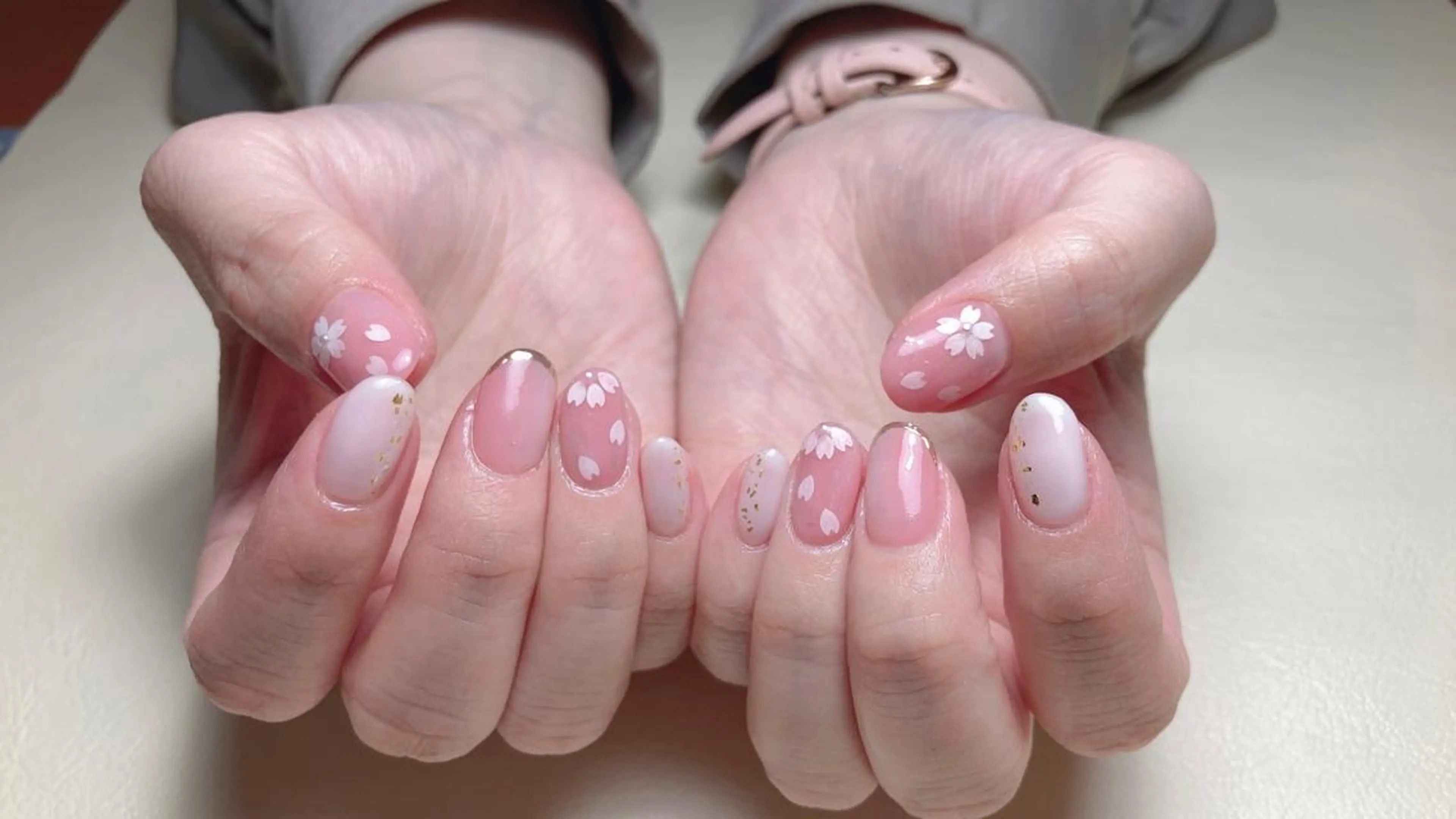 ネイル ewt miniのマツエク・マツパデザイン