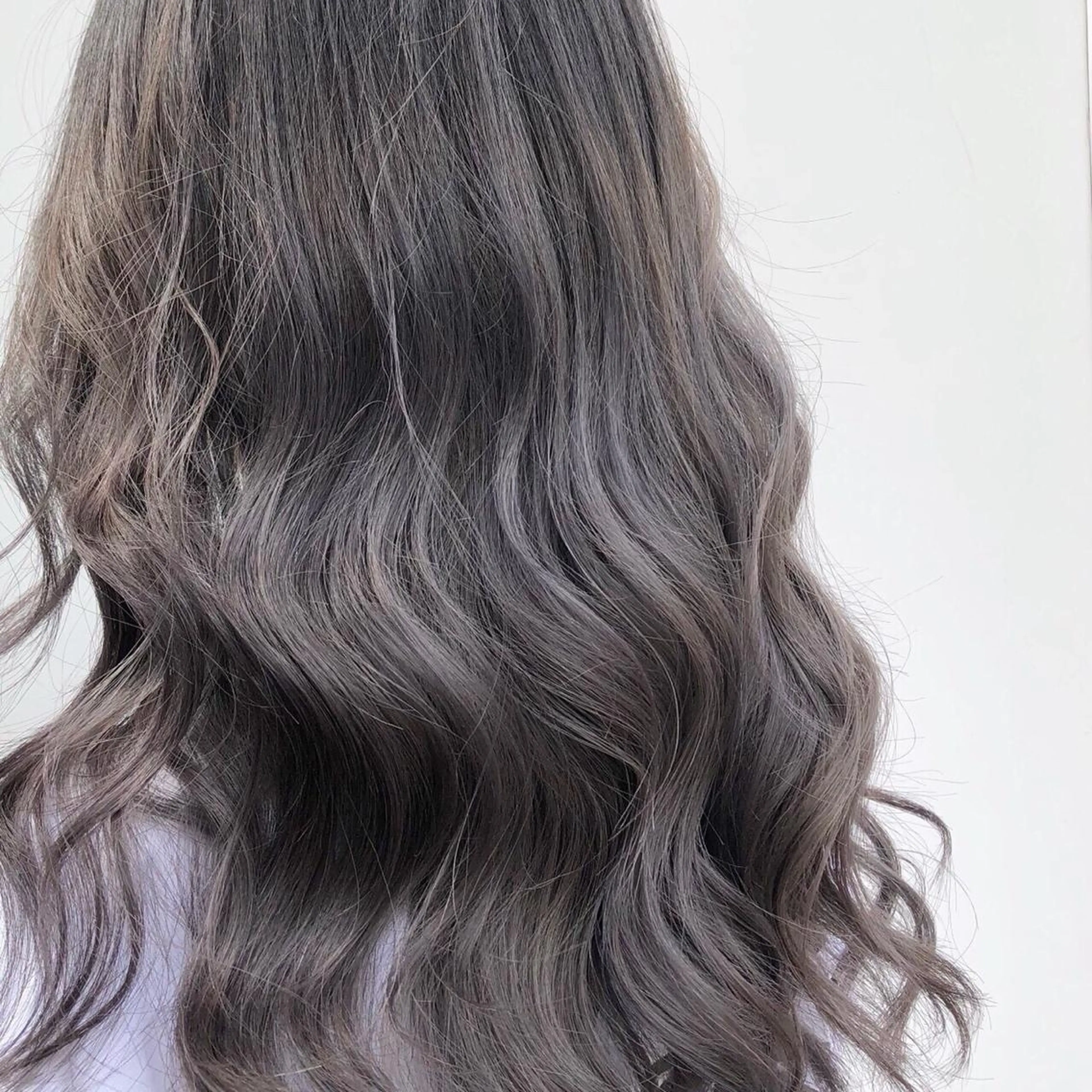 ミディアム ハネエクステ表参道/ 羽エクステSpicaのヘアスタイル