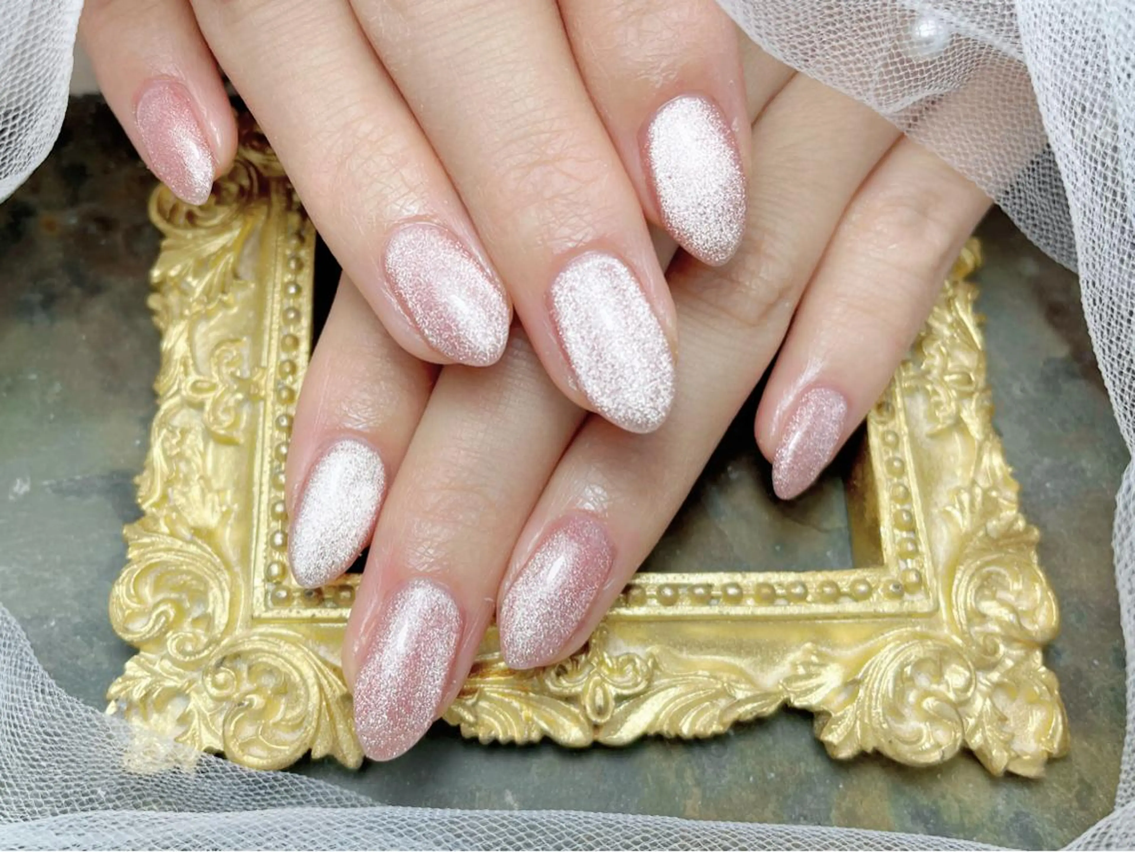 ネイル ハンドネイル マジックミラー所属・マジック ミラーのネイルデザイン