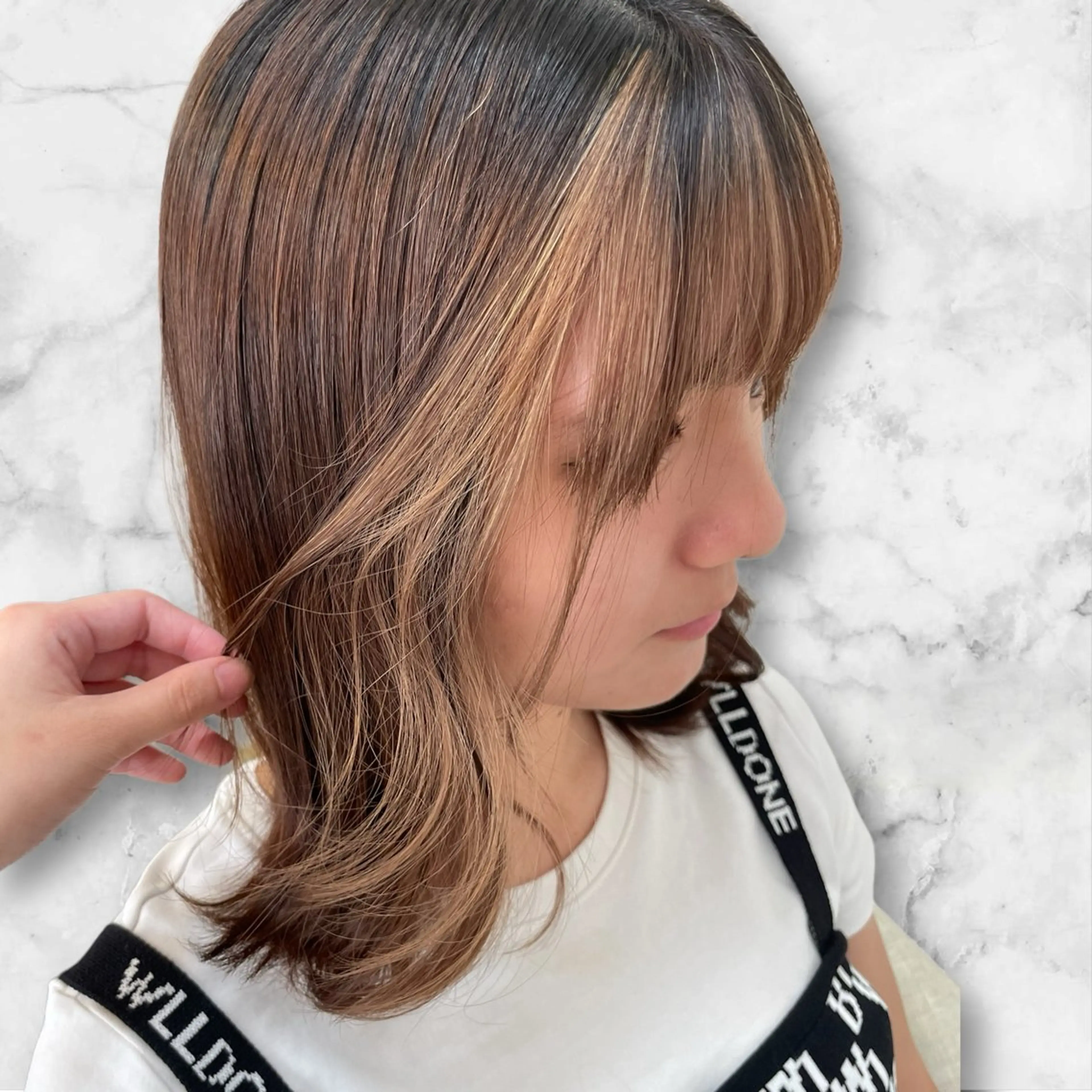 セミロング カラー ミストバング ブリーチ  フェイスフレーミング 顔周りカット セルバ所属・HIRORO ブリーチ/ハイトーンのヘアスタイル