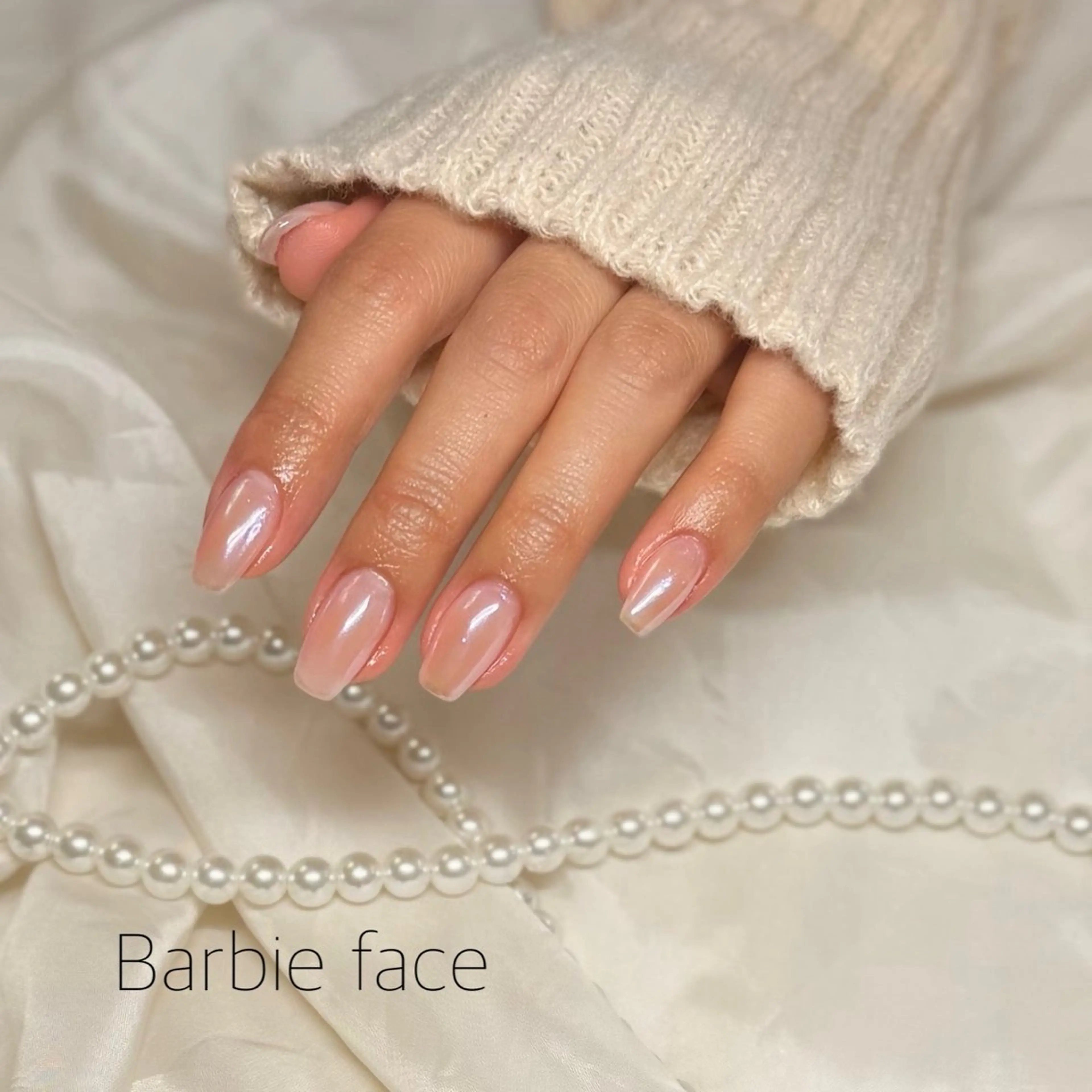 【オフ無料】うる艶ミラーネイルの写真