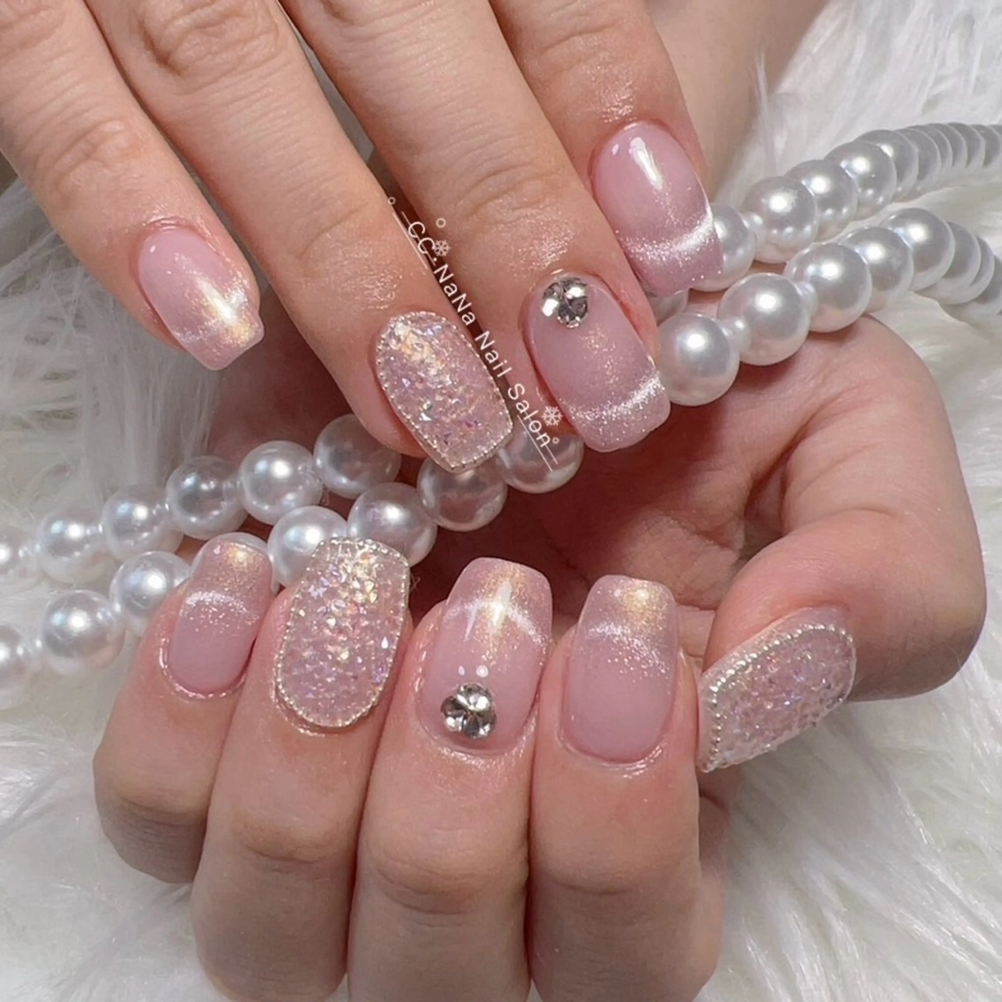 ネイル チークネイル フラッシュネイル ハート キラキラネイル 韓国ネイル ハンドネイル 💎CC・NaNa 韓国風ネイル🌙Cのネイルデザイン