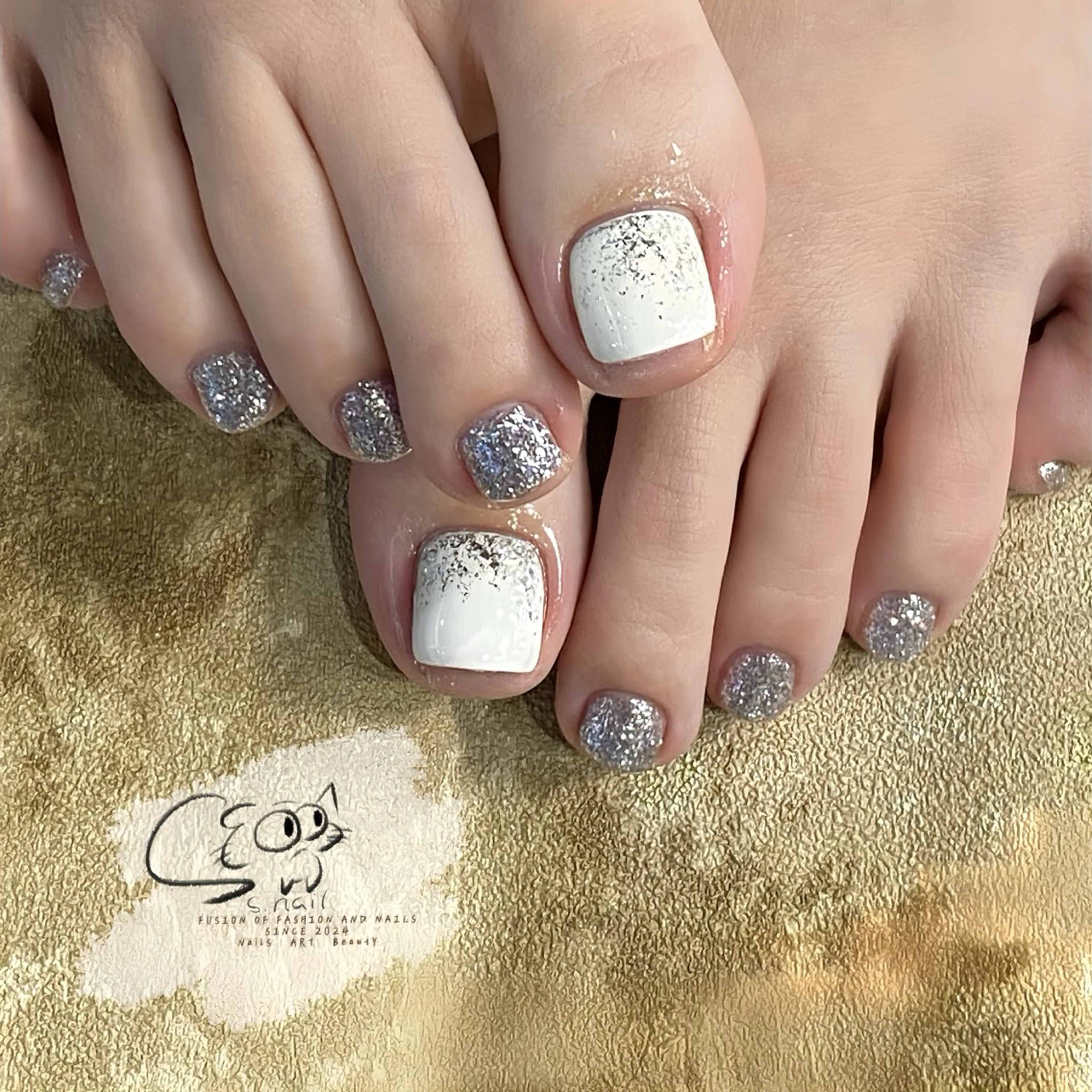 ネイル チークネイル フレンチネイル グラデーション マグネットネイル ワンカラーネイル フットネイル S.nail所属・S.nail _のネイルデザイン