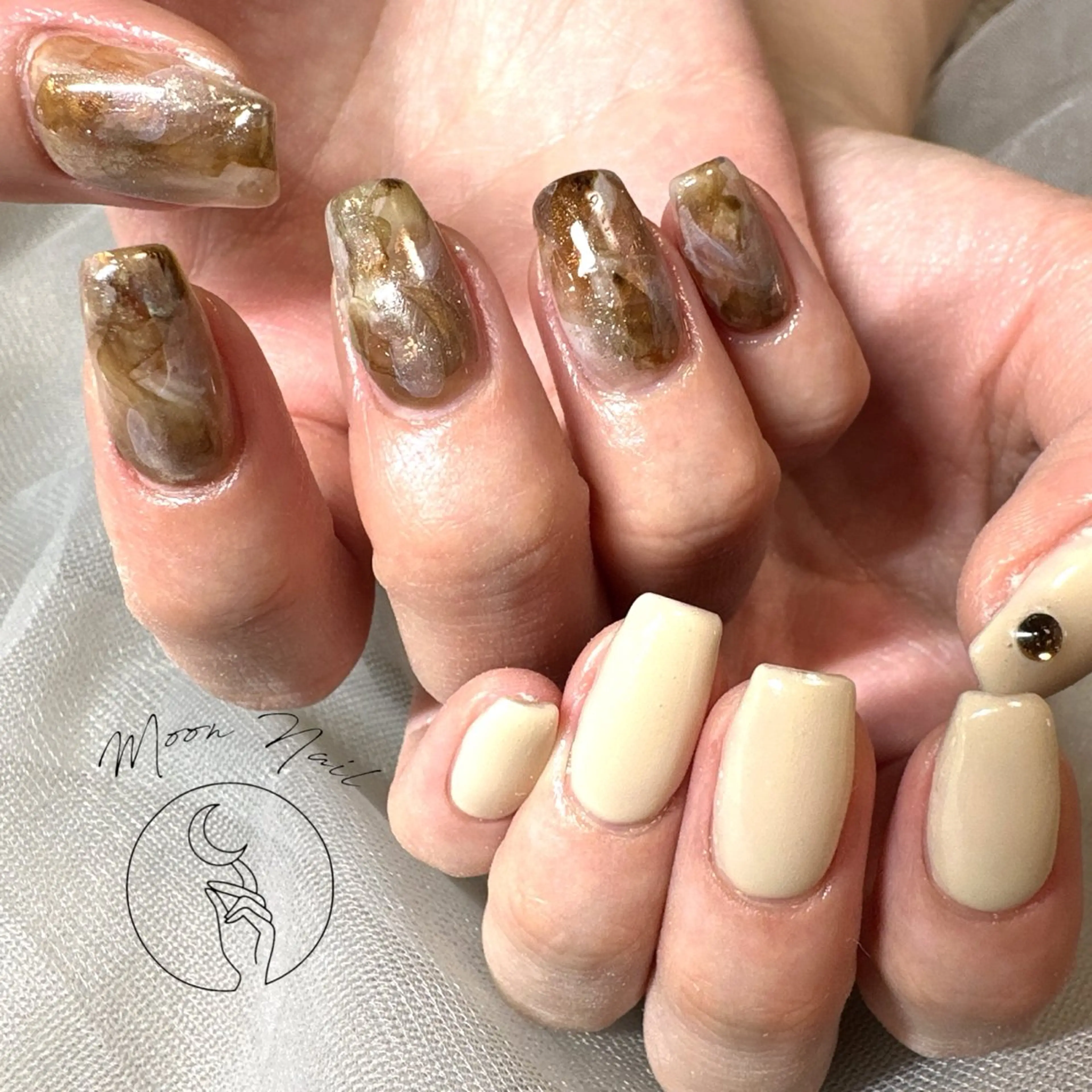 ネイル ハンドネイル Moon  Nail /栄　大須のネイルデザイン