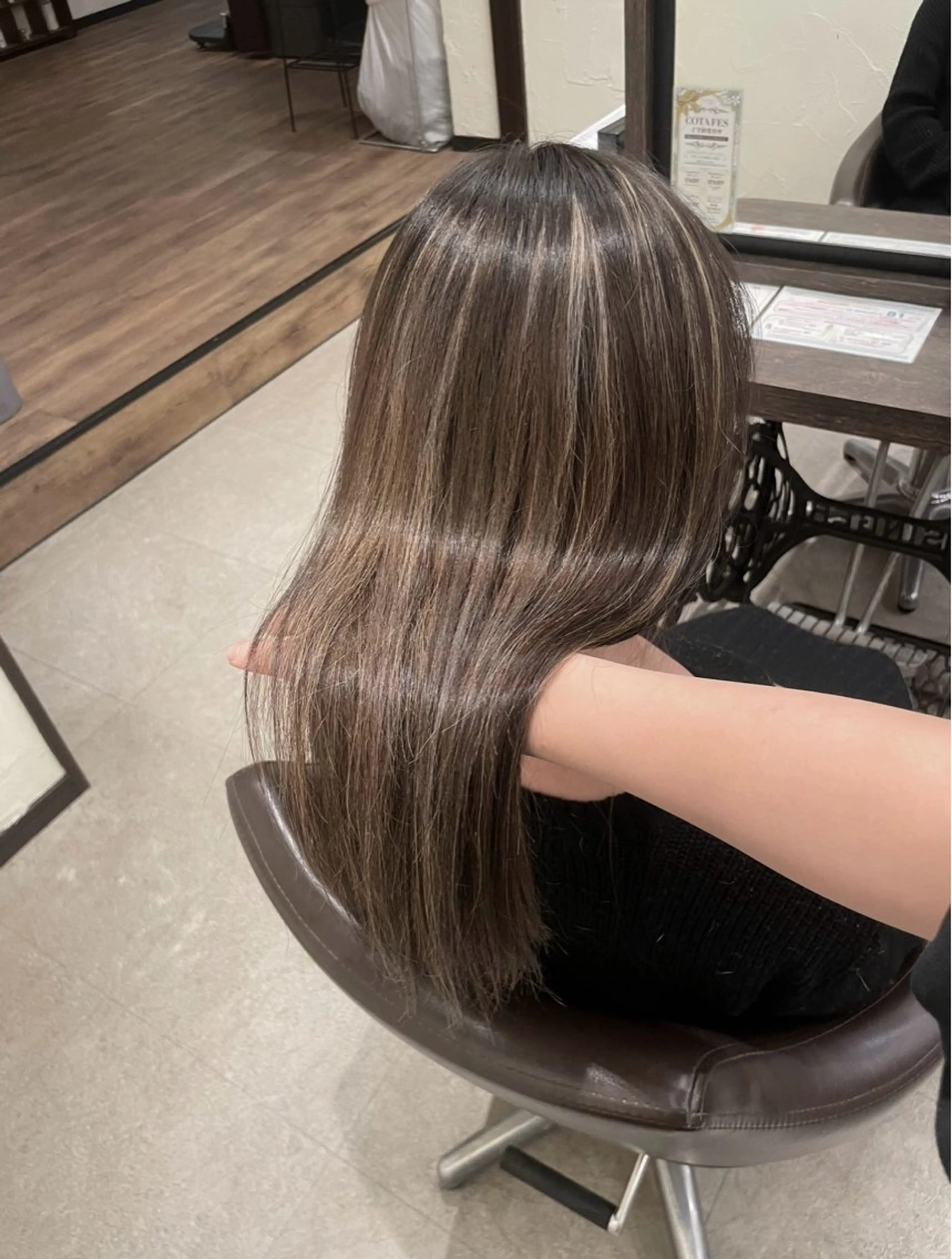 ロング ハイライト 川村 瑠奈🌙のヘアスタイル