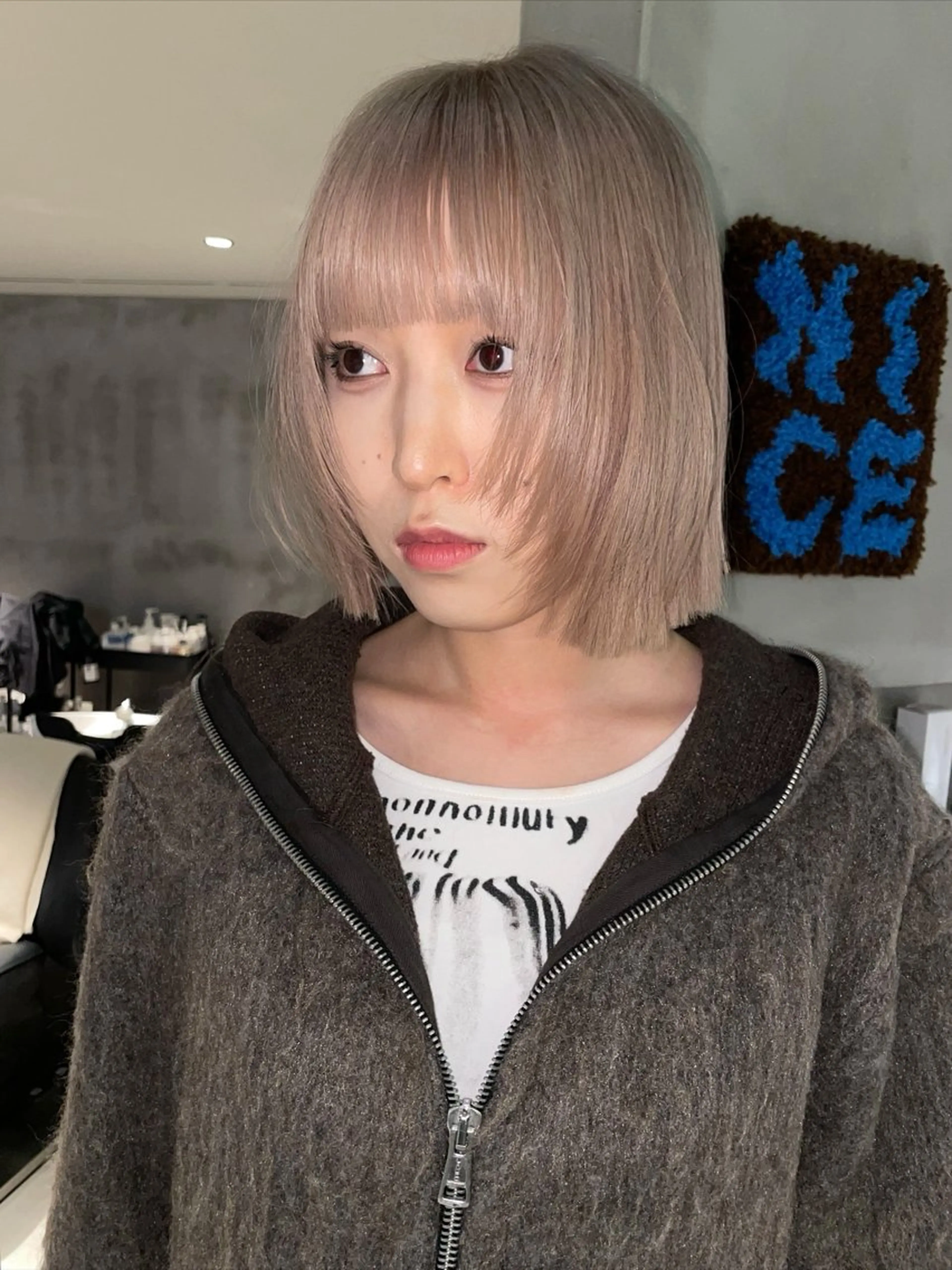 ミディアム カラー ヘアカラー how所属・大阪/心斎橋 /ハイトーン/ちひろのヘアスタイル