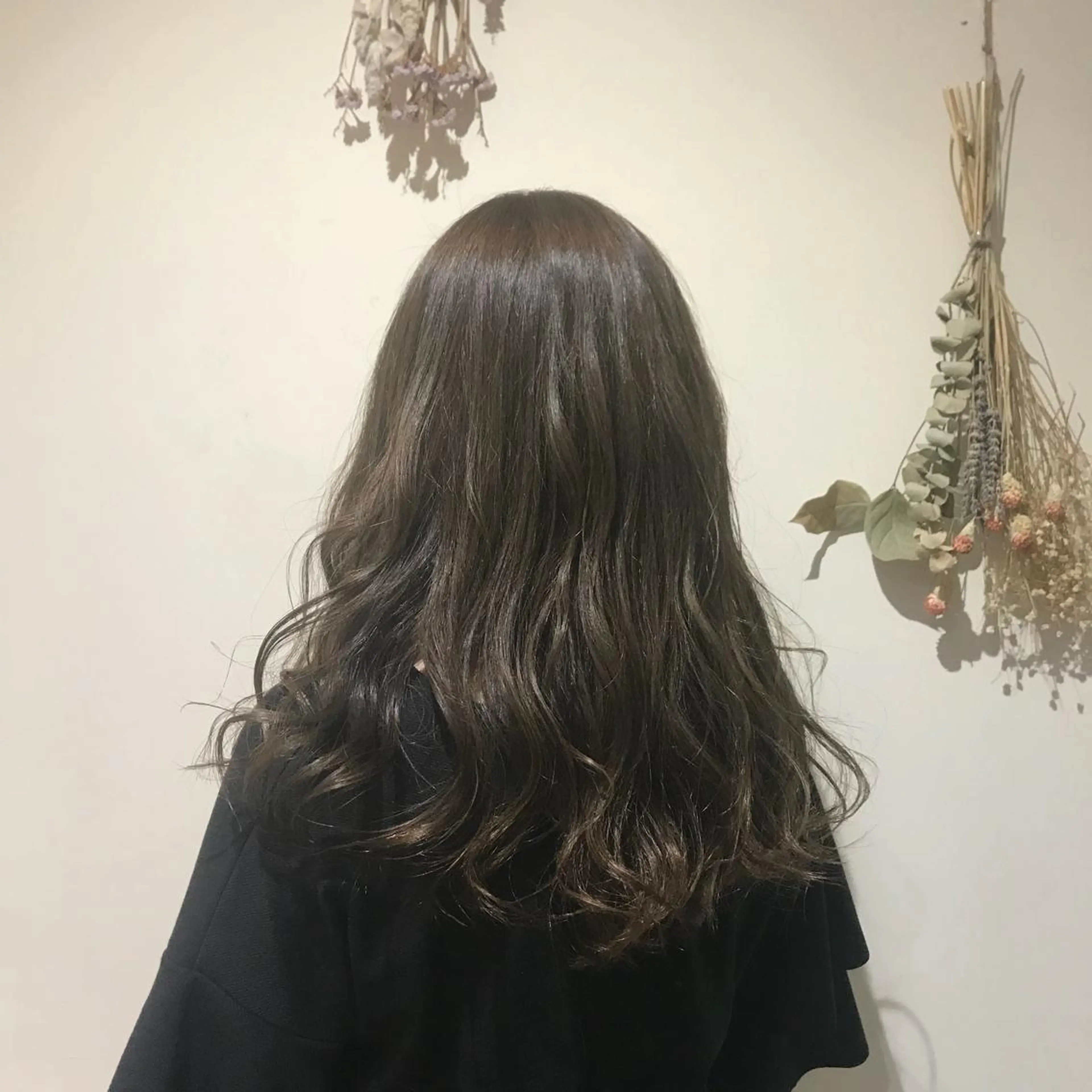 ロング カラー ヘアアレンジ 髪質改善period.所属・いしかわまい🎀 髪質改善特価サロンのヘアスタイル