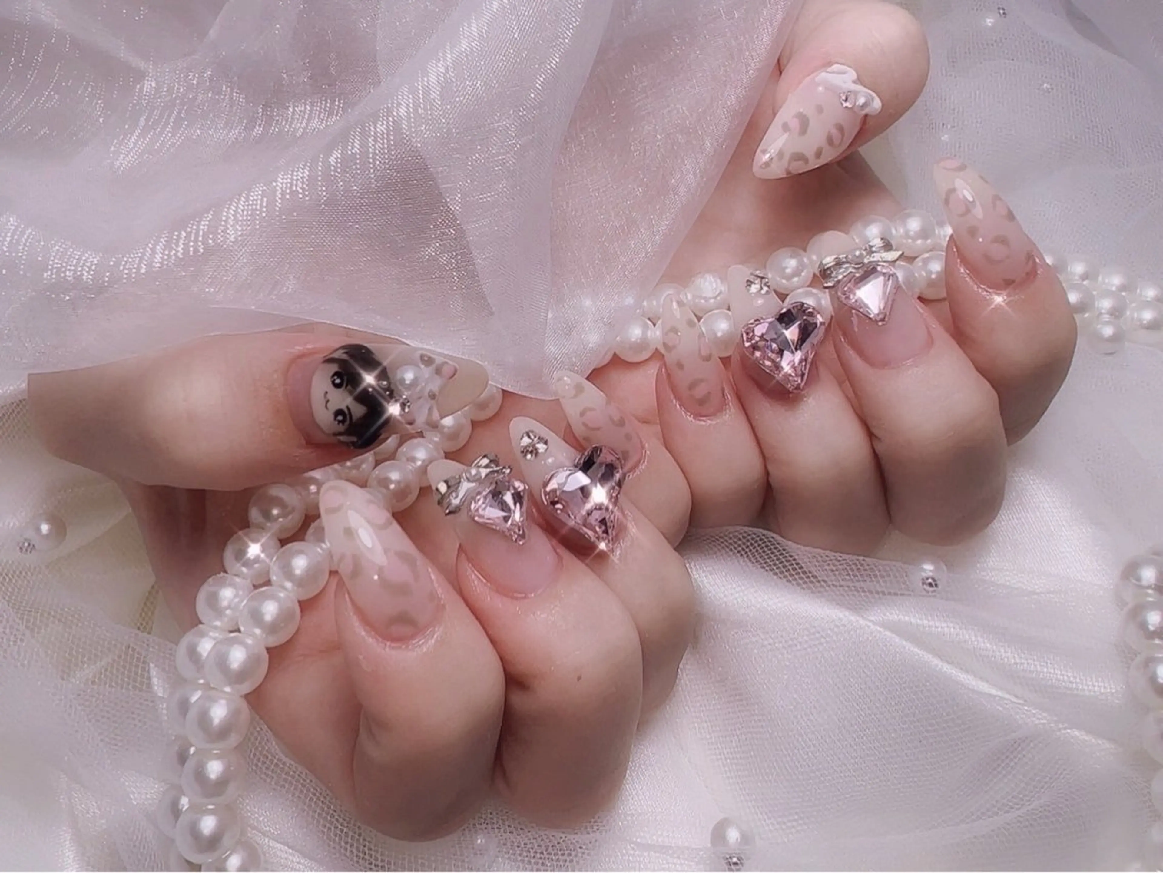 ネイル アートネイル s -ému-のネイルデザイン