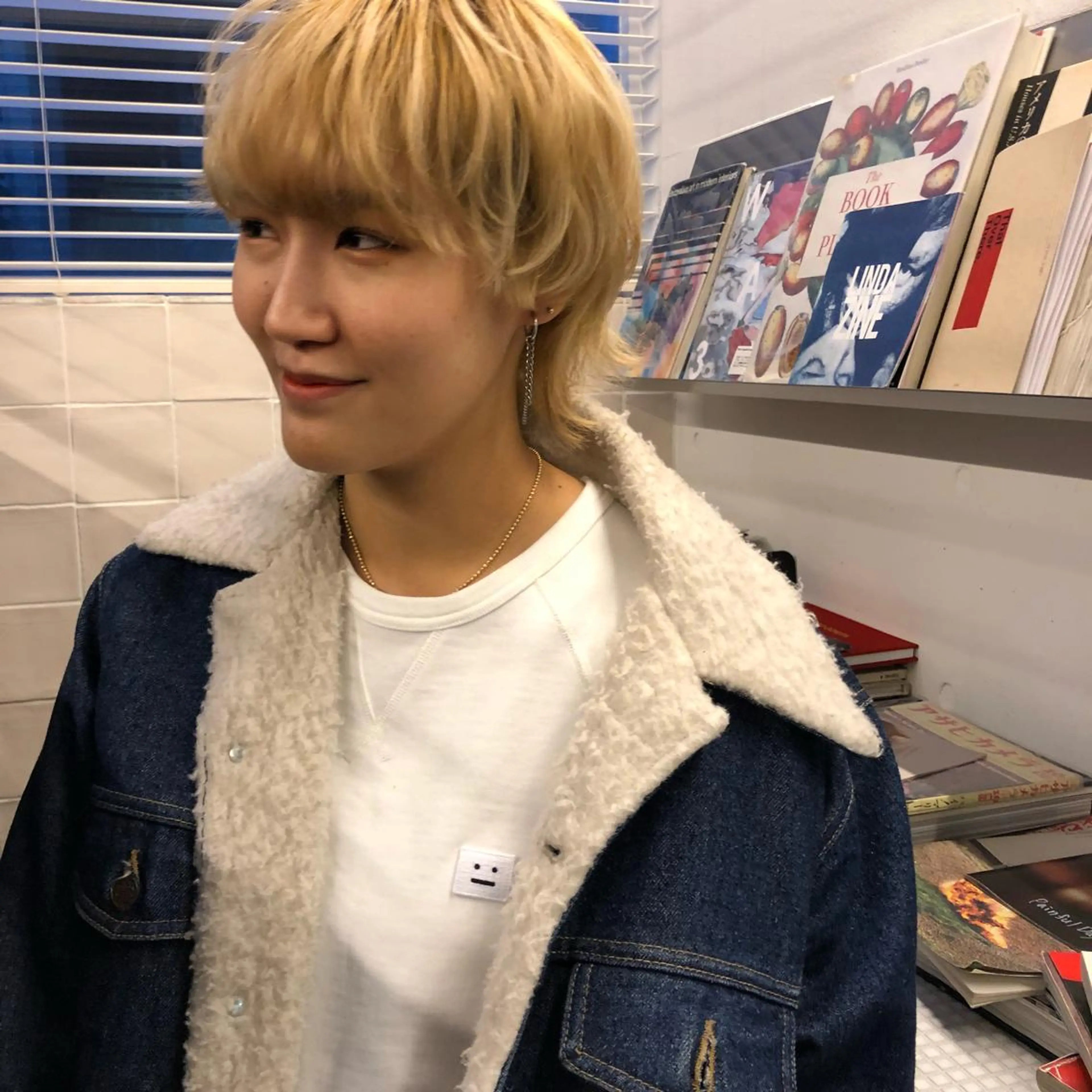 ショート カラー ショートヘア ウルフカット NOUN所属・eri kinjoのヘアスタイル