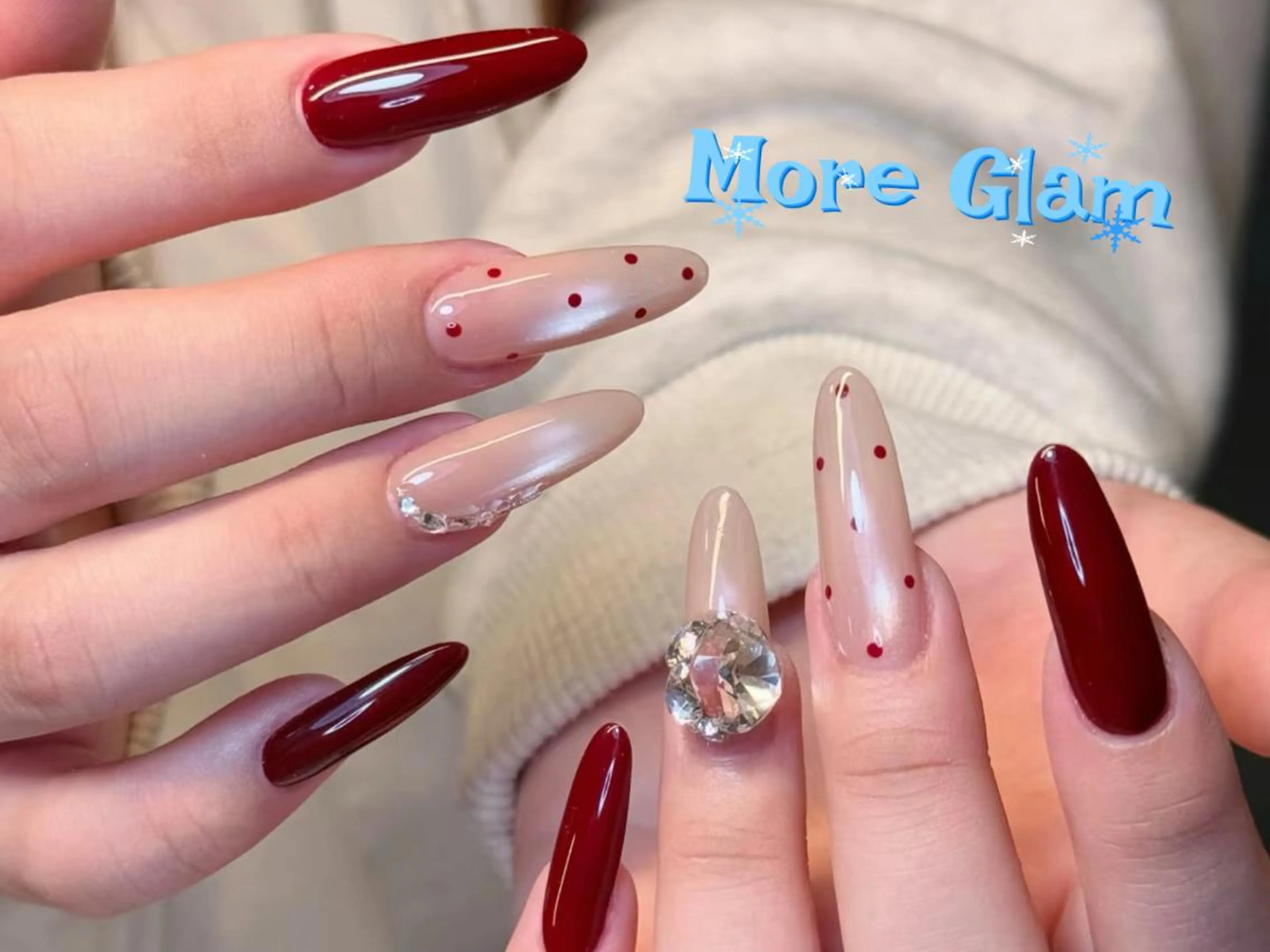 ネイル 長さ出し フットネイル フレンチネイル ジェルネイル ガラスフレンチ MoreGlam ネイルのネイルデザイン