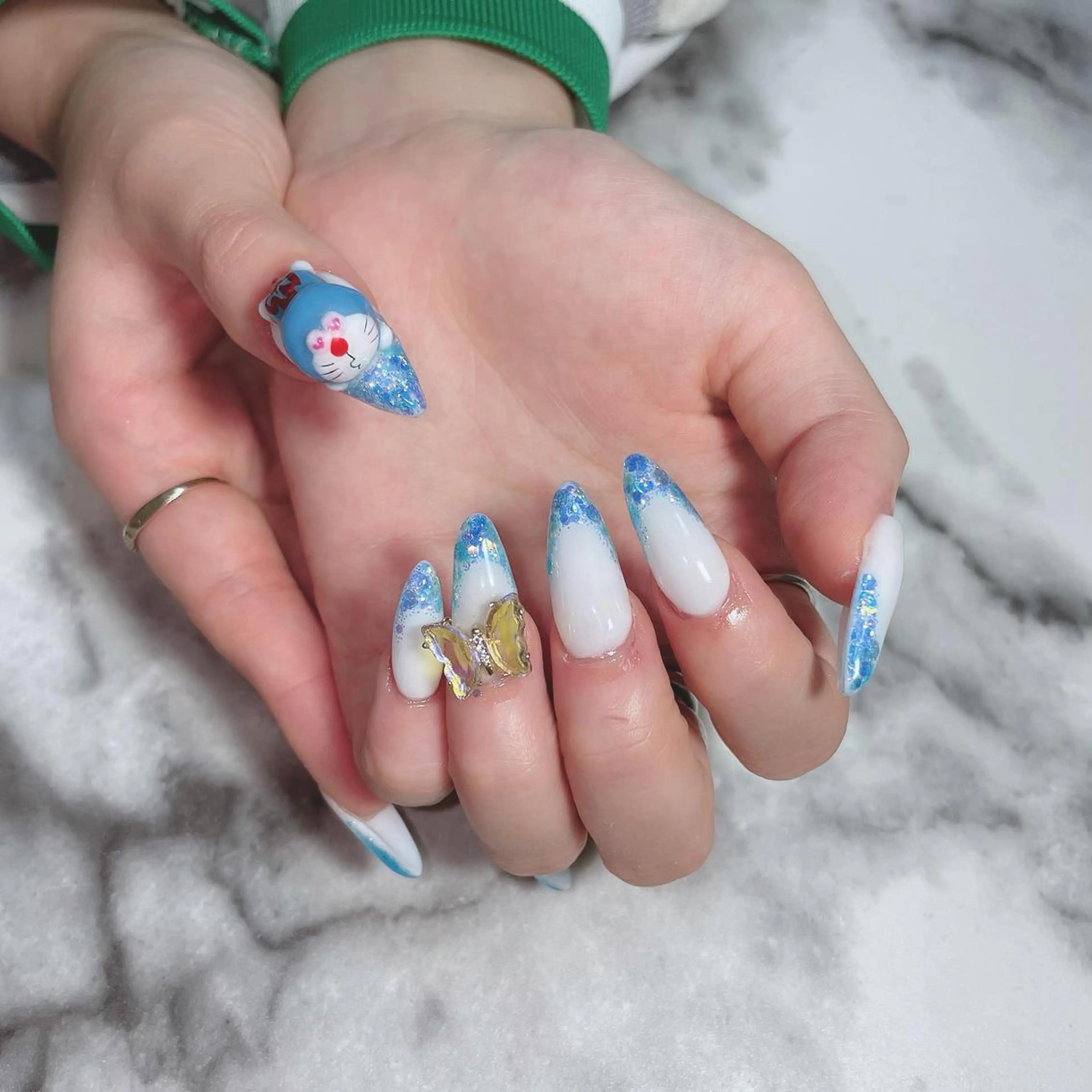 ネイル ハンドネイル salon de belnetta所属・kayo 💅のネイルデザイン