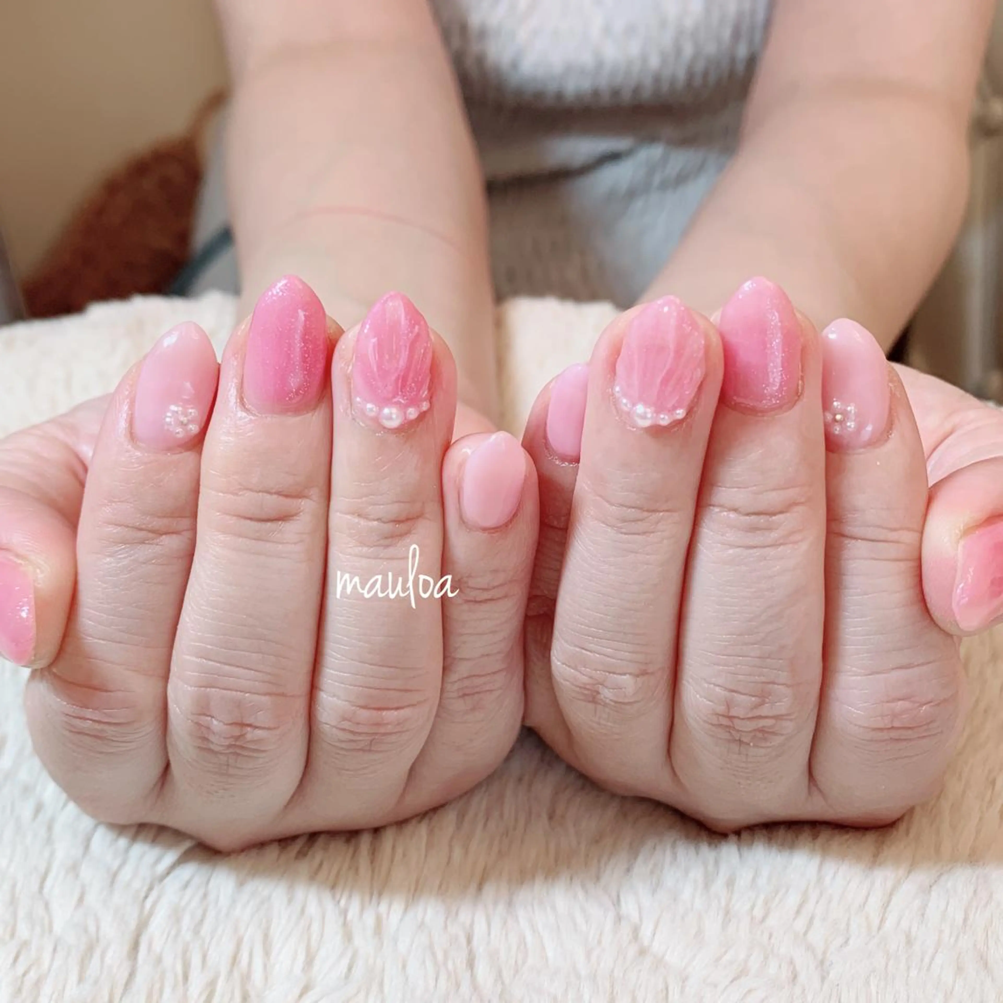 ネイル ラメ(グリッター) シルバー pipi..所属・pipi ..のネイルデザイン