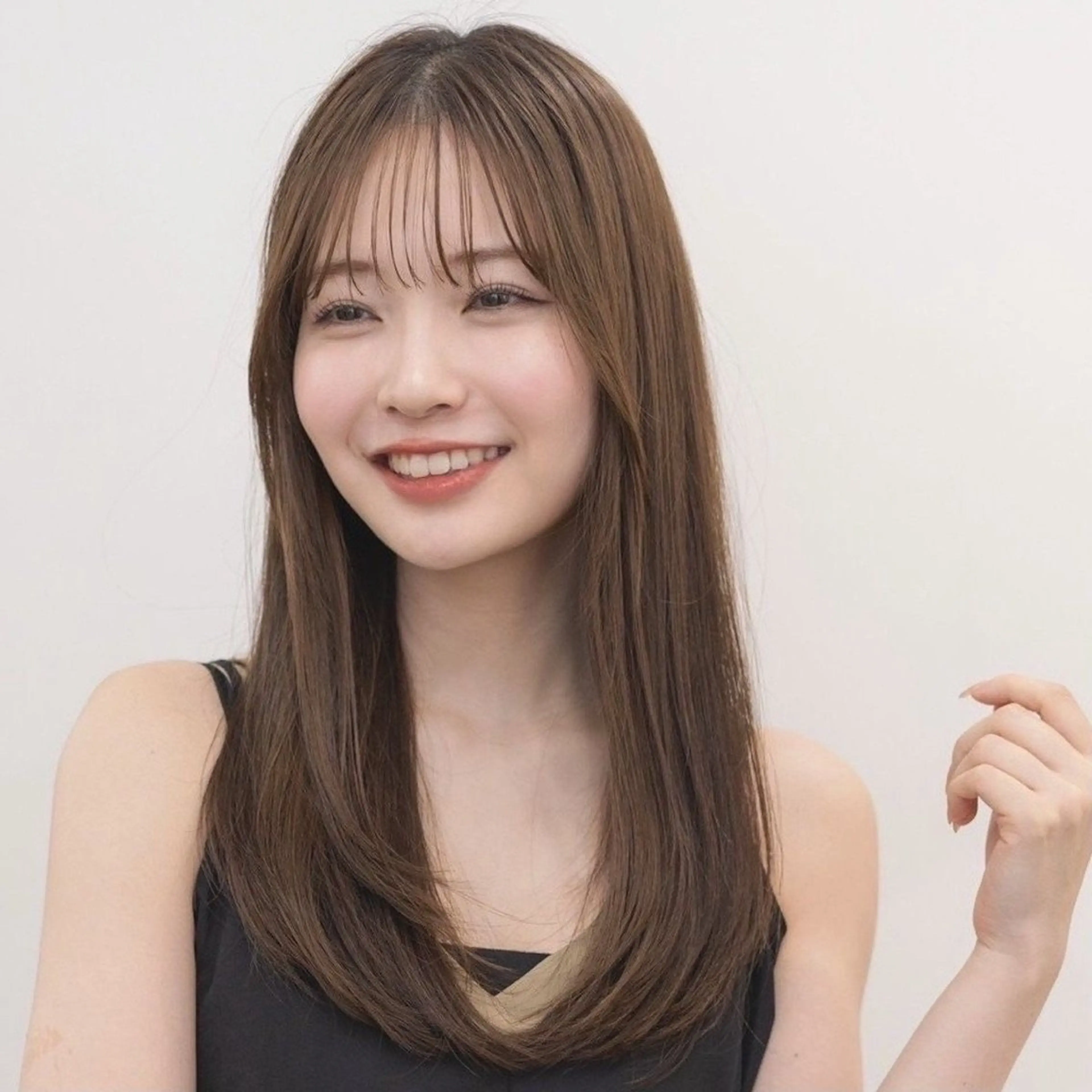 ミディアム カラー カット ヘアカラー Aura所属・丸山 心 / 艶カラーのヘアスタイル