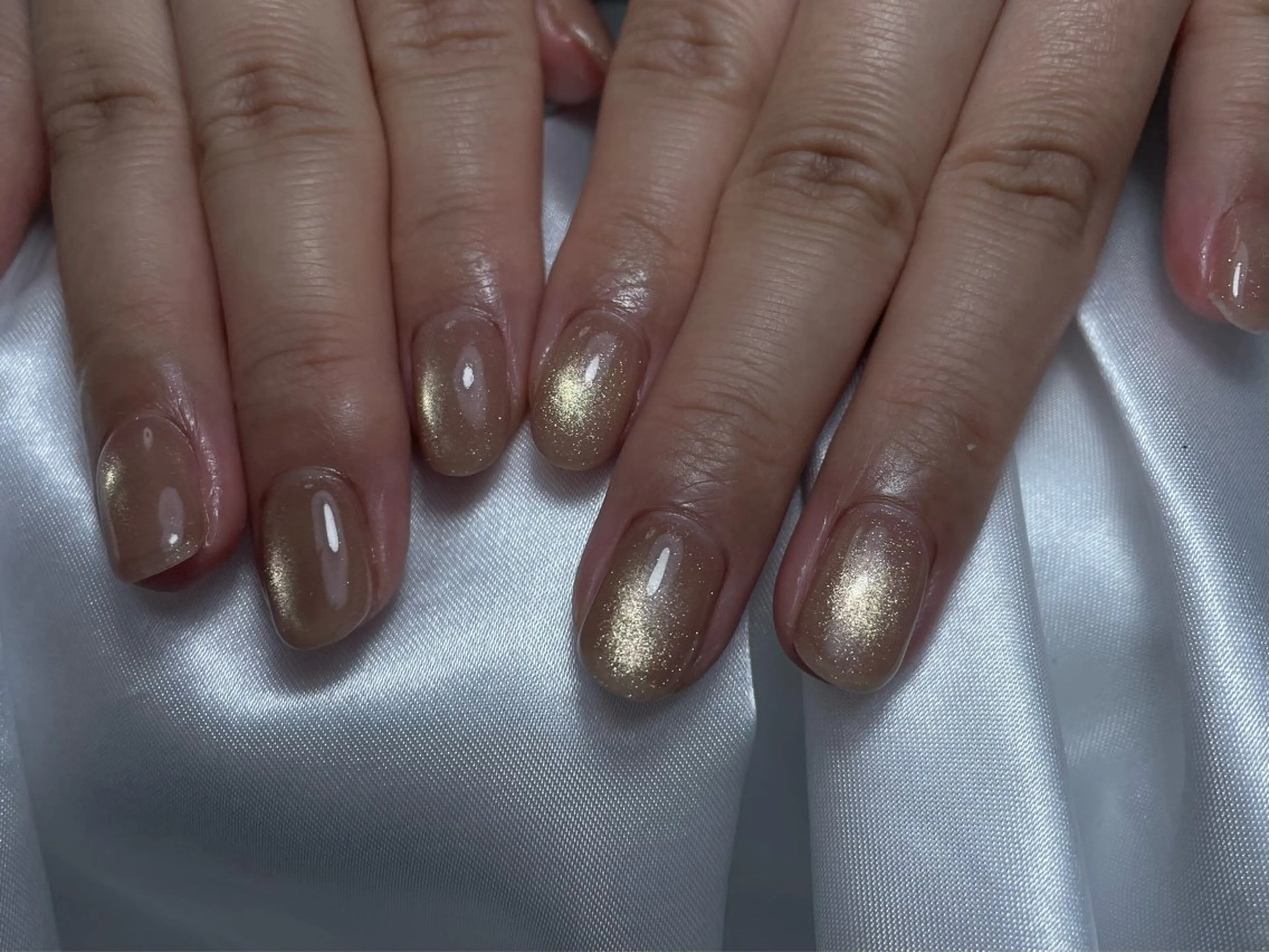 ネイル マグネットネイル ワンカラーネイル ハンドネイル alma (アルマ)のネイルデザイン