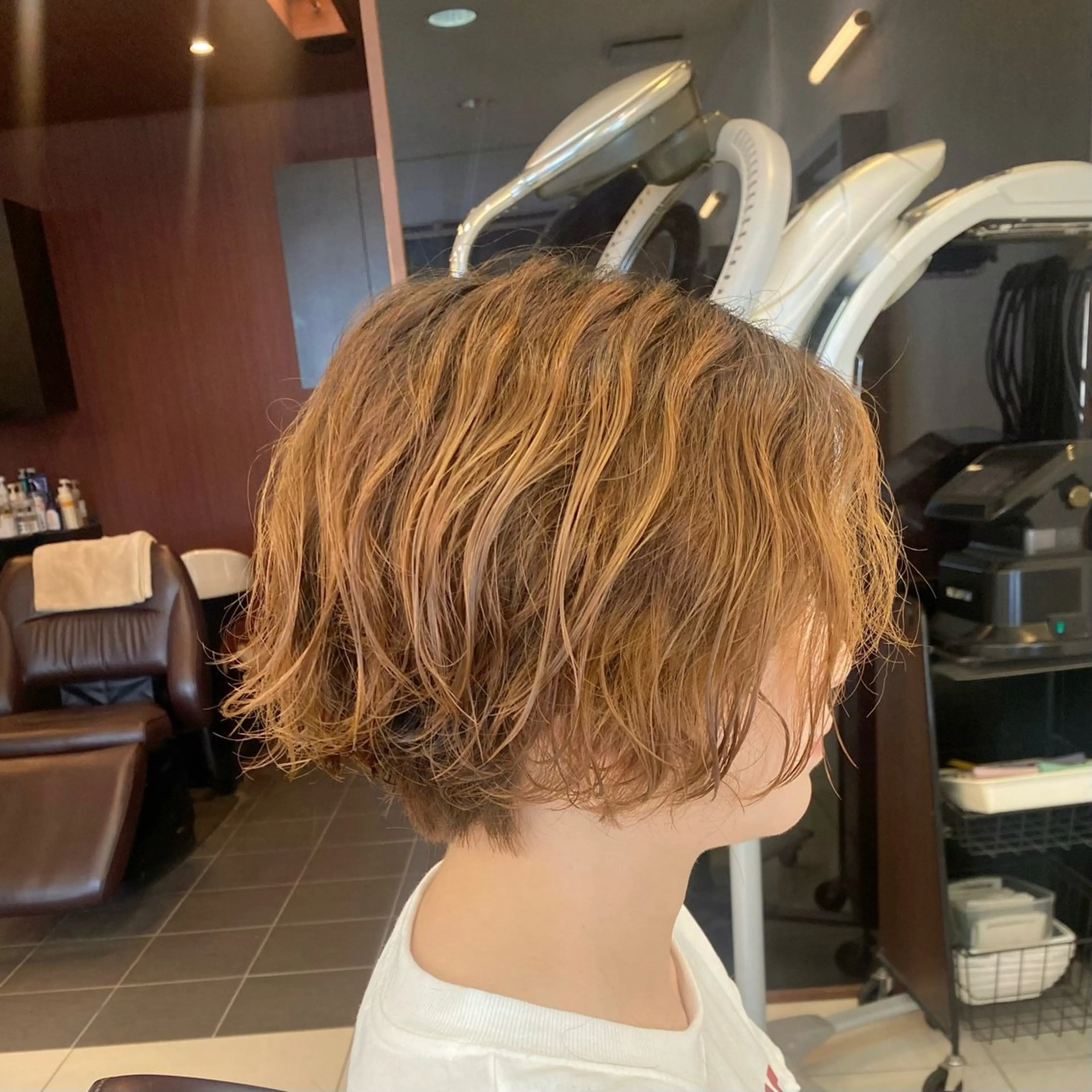 ショート ボブ knot hair&products成田公津の杜所属・林 莉瑠のヘアスタイル