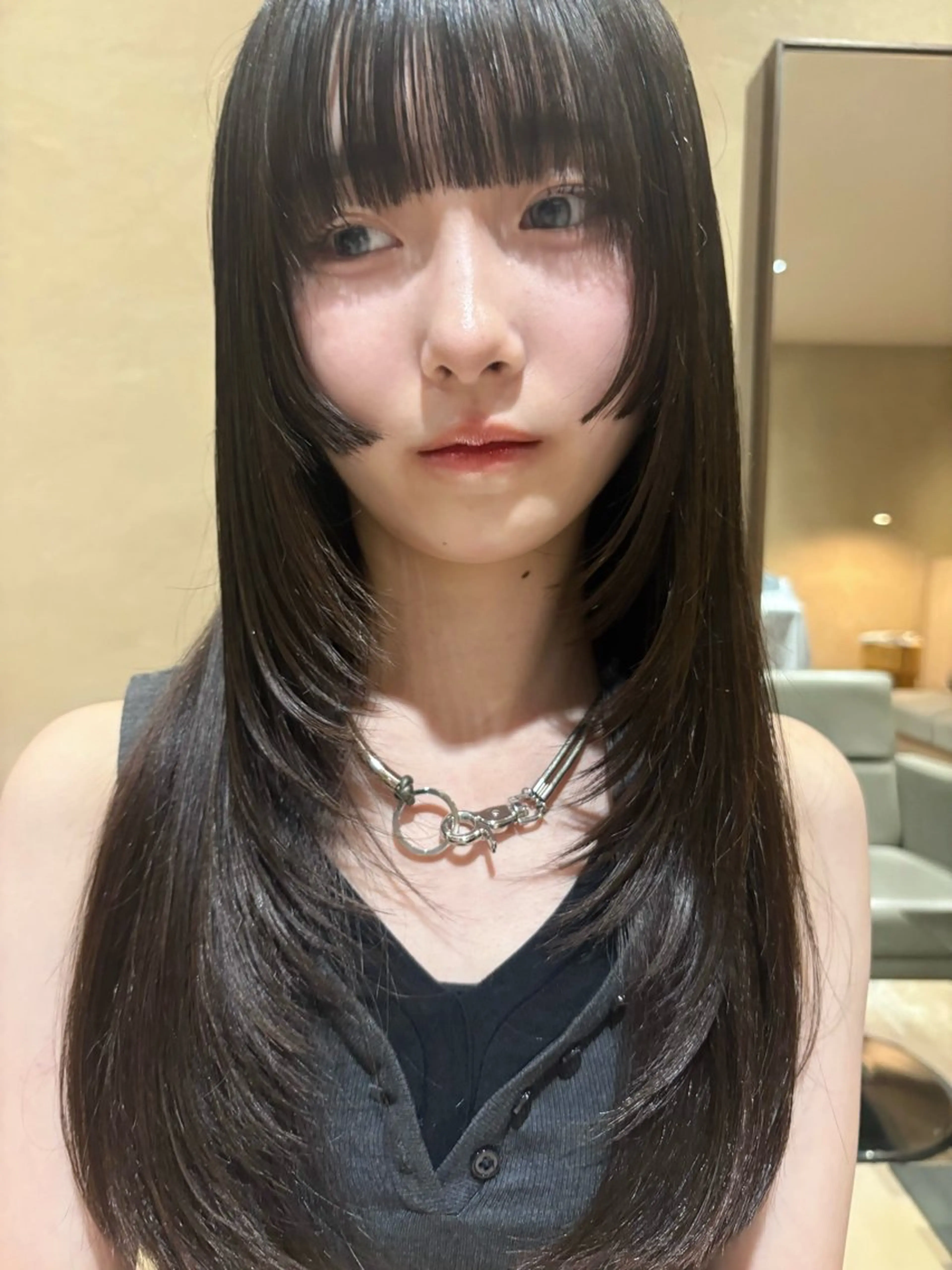 ロング カット ボブ/タイトアレンジ 個性派結婚式アレンジのヘアスタイル