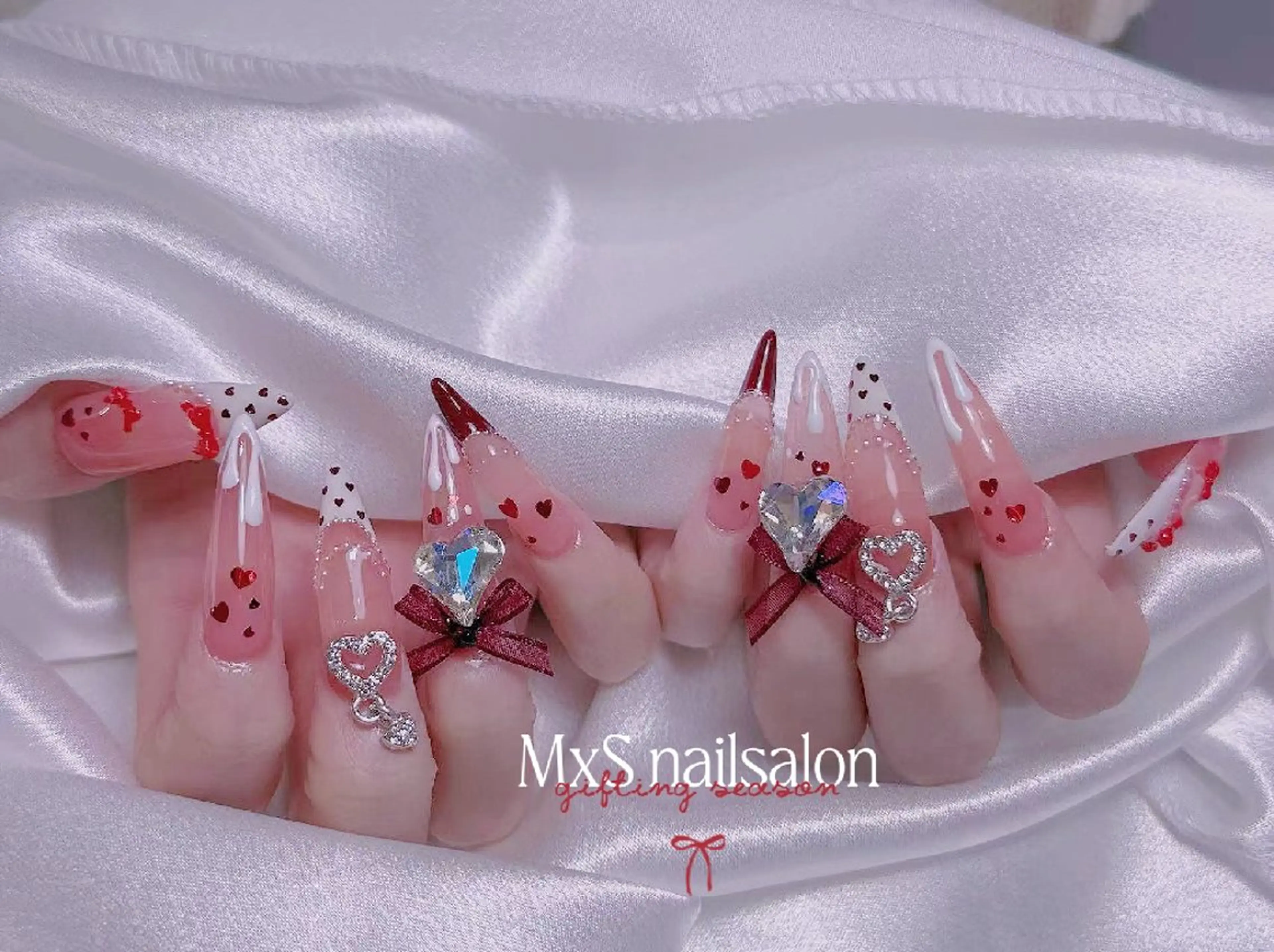 ネイル ハンドネイル MxS Nail 【長さだし/フィルイン/マグネット/ワンホンネイル/韓国ネイル/パラジェル】所属・M×S Nail みなのネイルデザイン