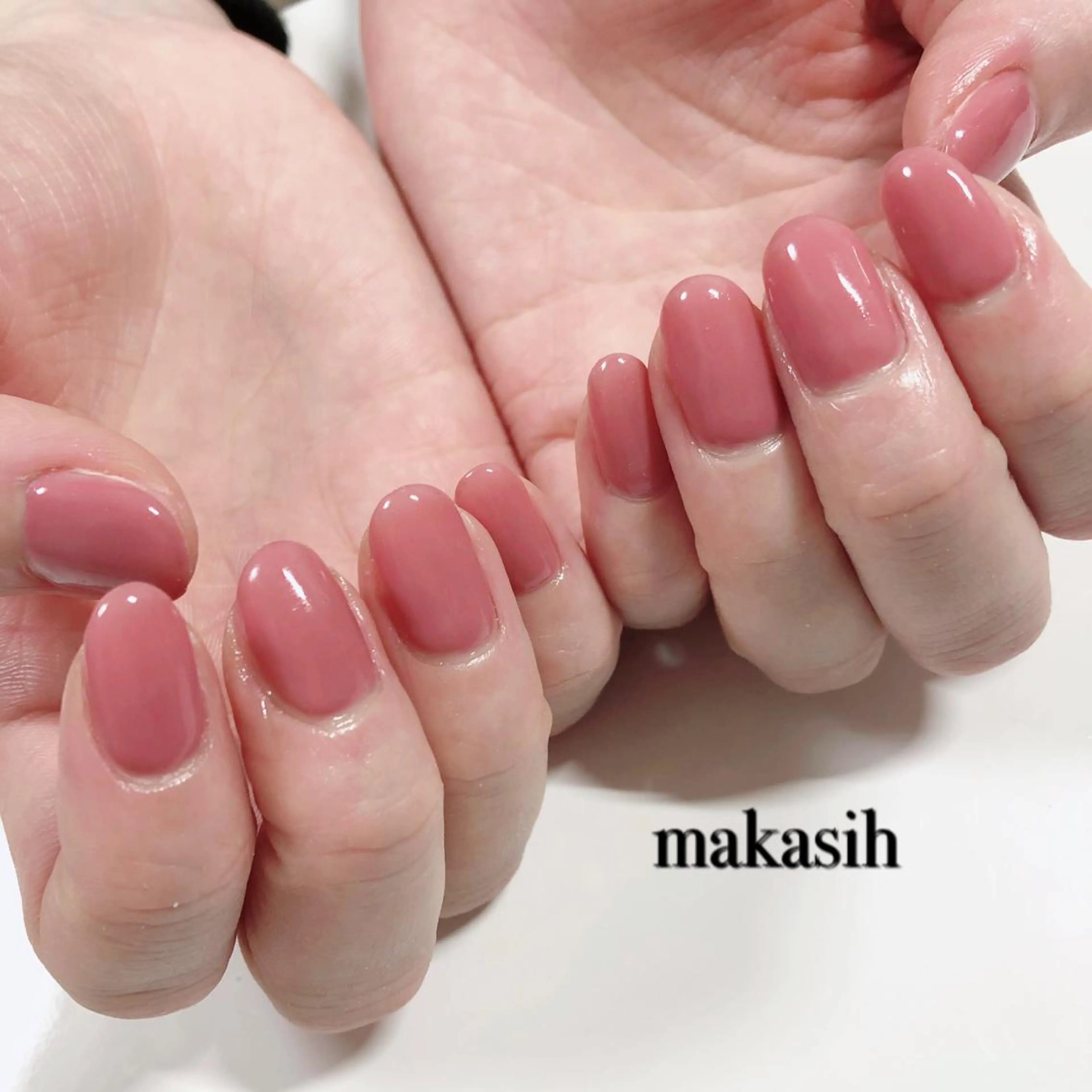 ネイル ワンカラーネイル ピンク シンプルネイル 濱田 美菜子のエステ・リラクイメージ