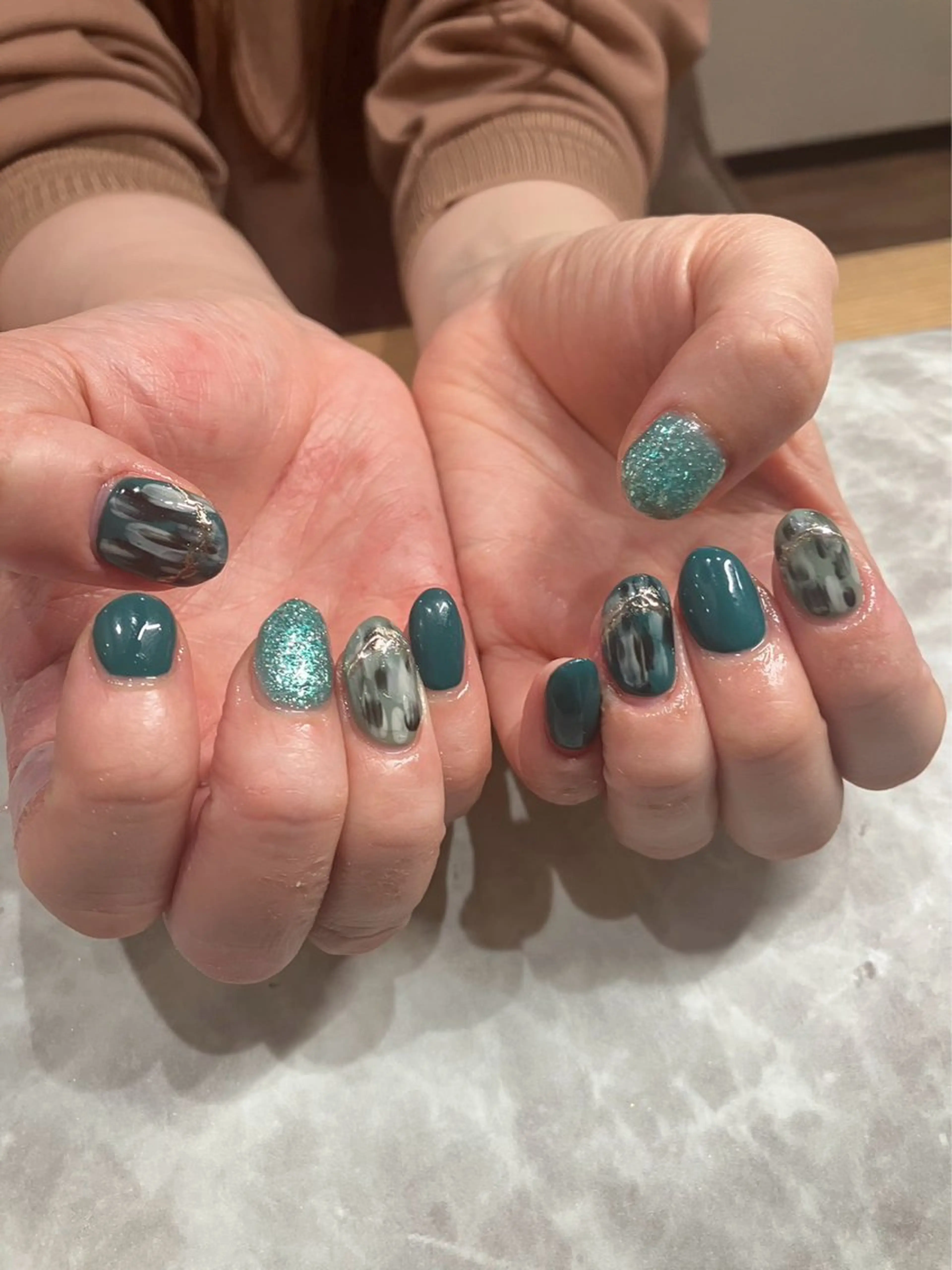 ネイル ハンドネイル NAIL Salon IP所属・長谷川 奈緒美のネイルデザイン
