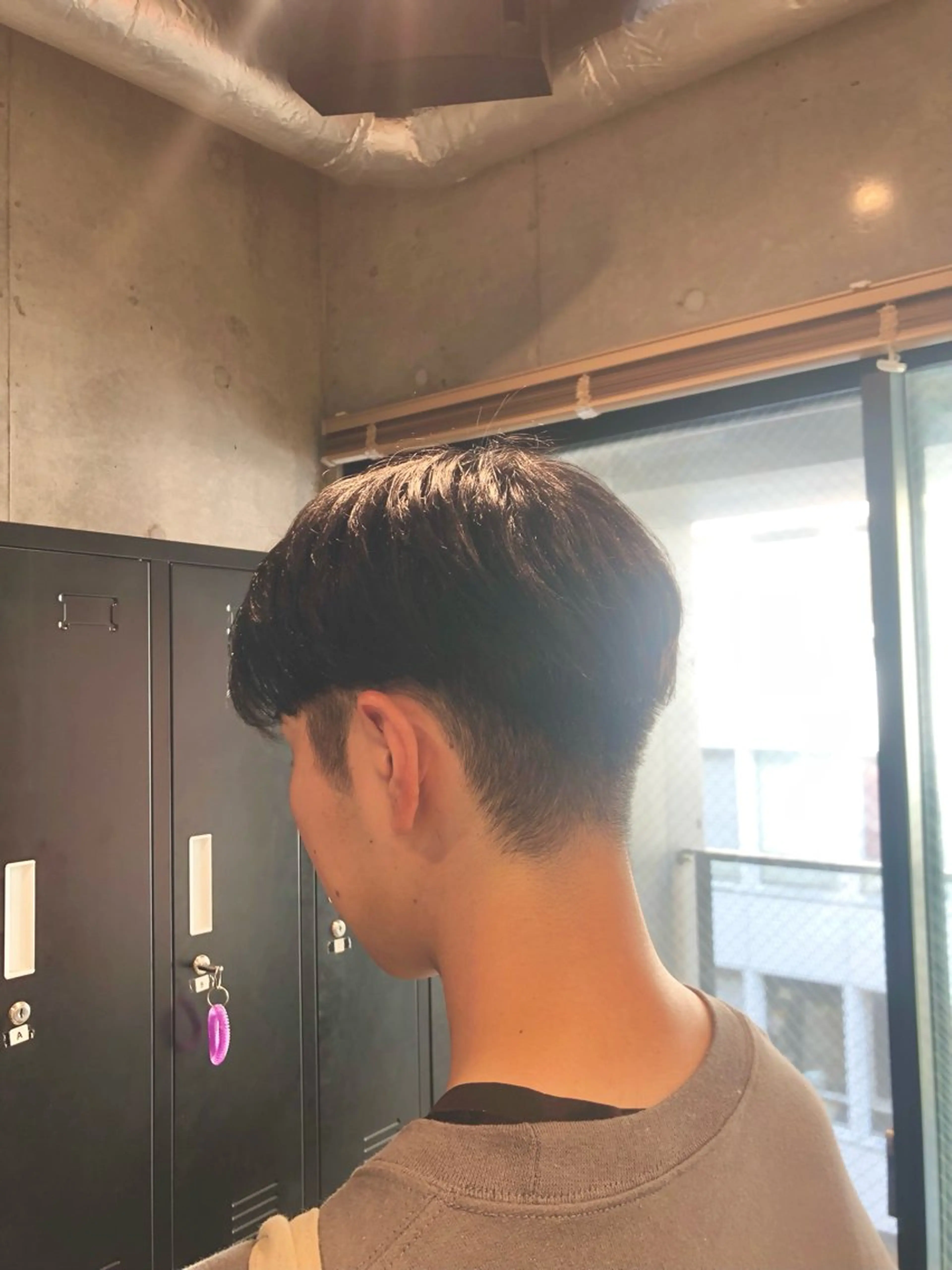 メンズ 刈り上げ 🎀縮毛矯正.暗髪 .艶髪🩶ちひろのヘアスタイル