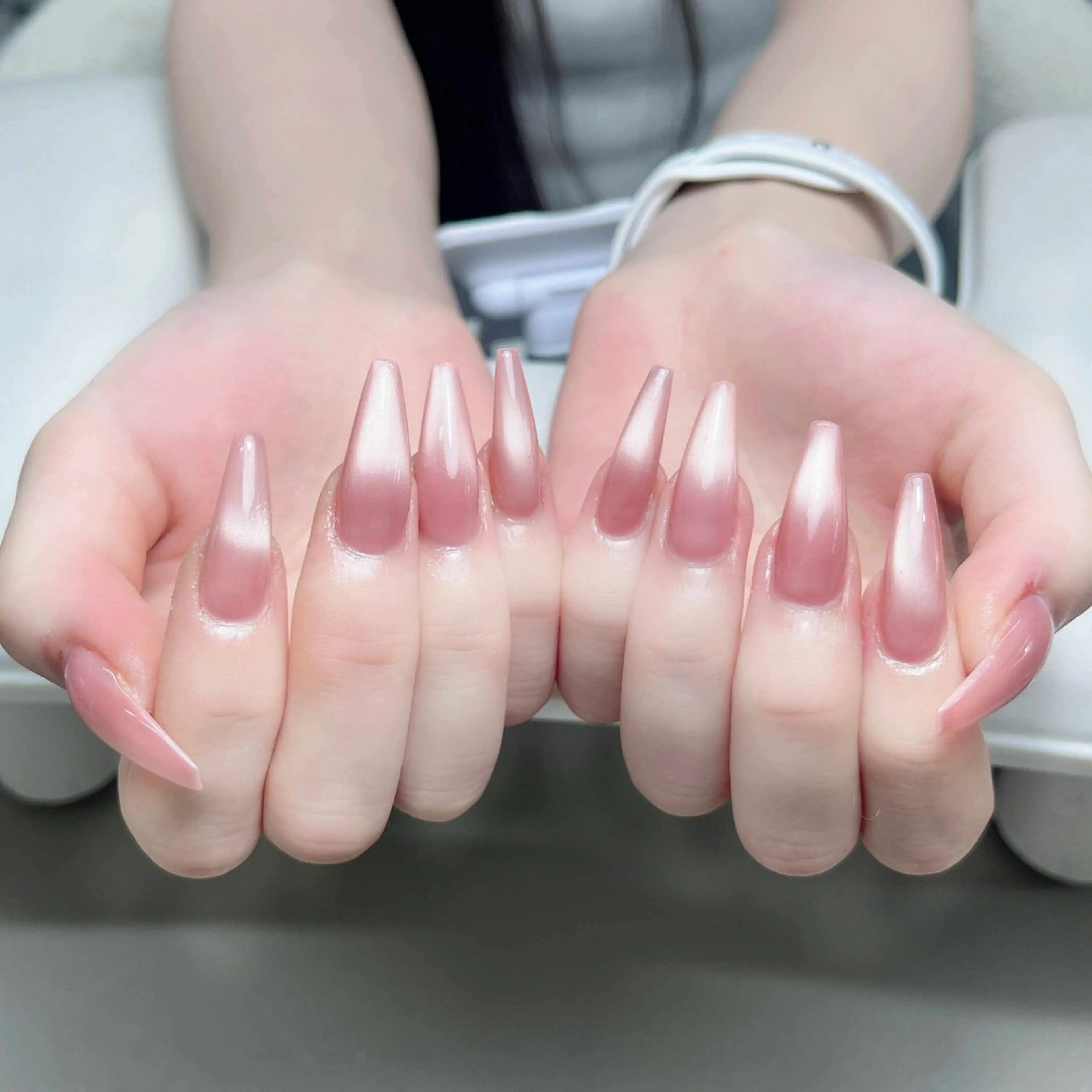 ネイル ハンドネイル いちご chan novaのネイルデザイン