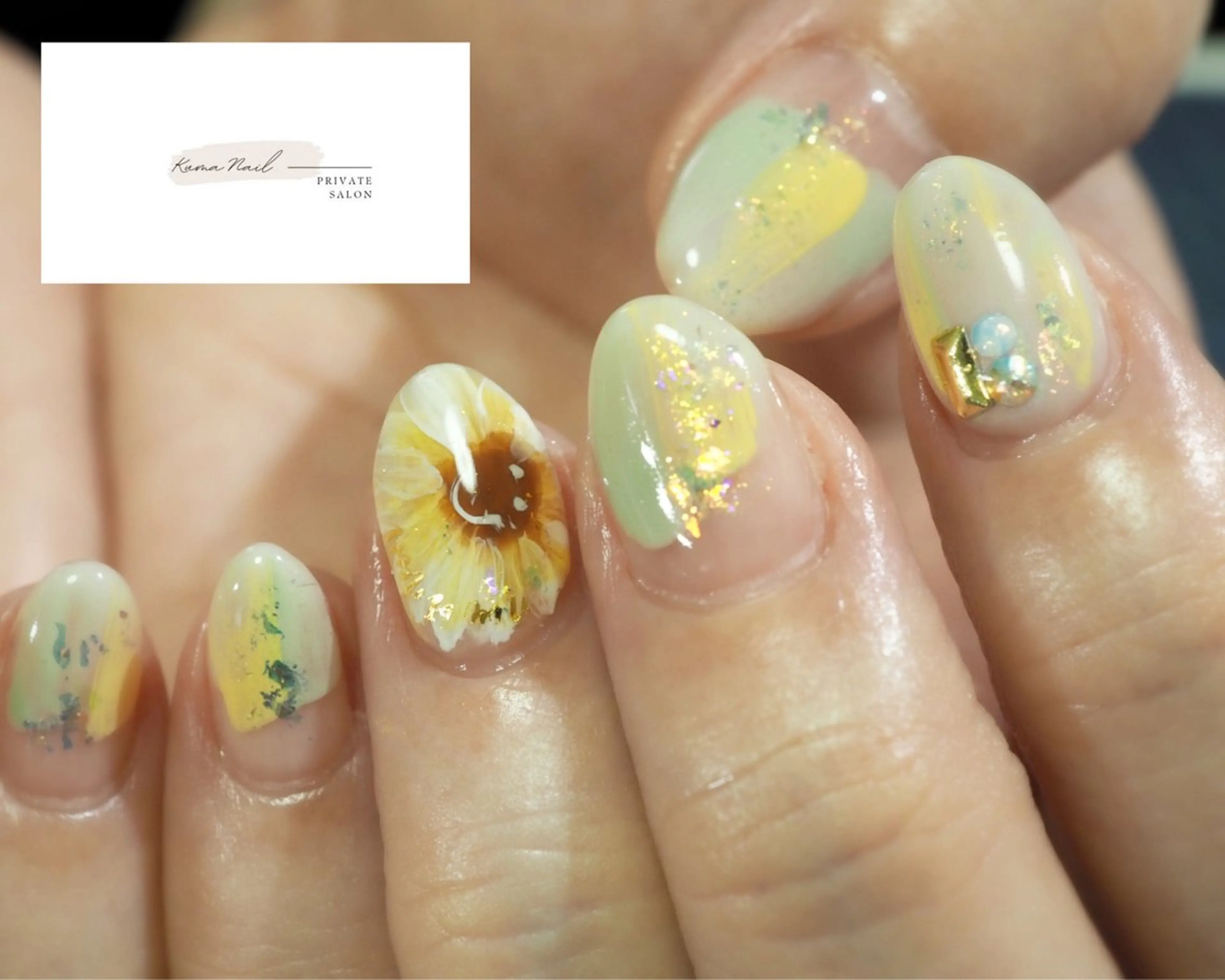 ネイル フラワーネイル ニュアンスネイル オレンジ 夏ネイル 黄色 藤が丘/守山/長久手 Kuma Nailのネイルデザイン