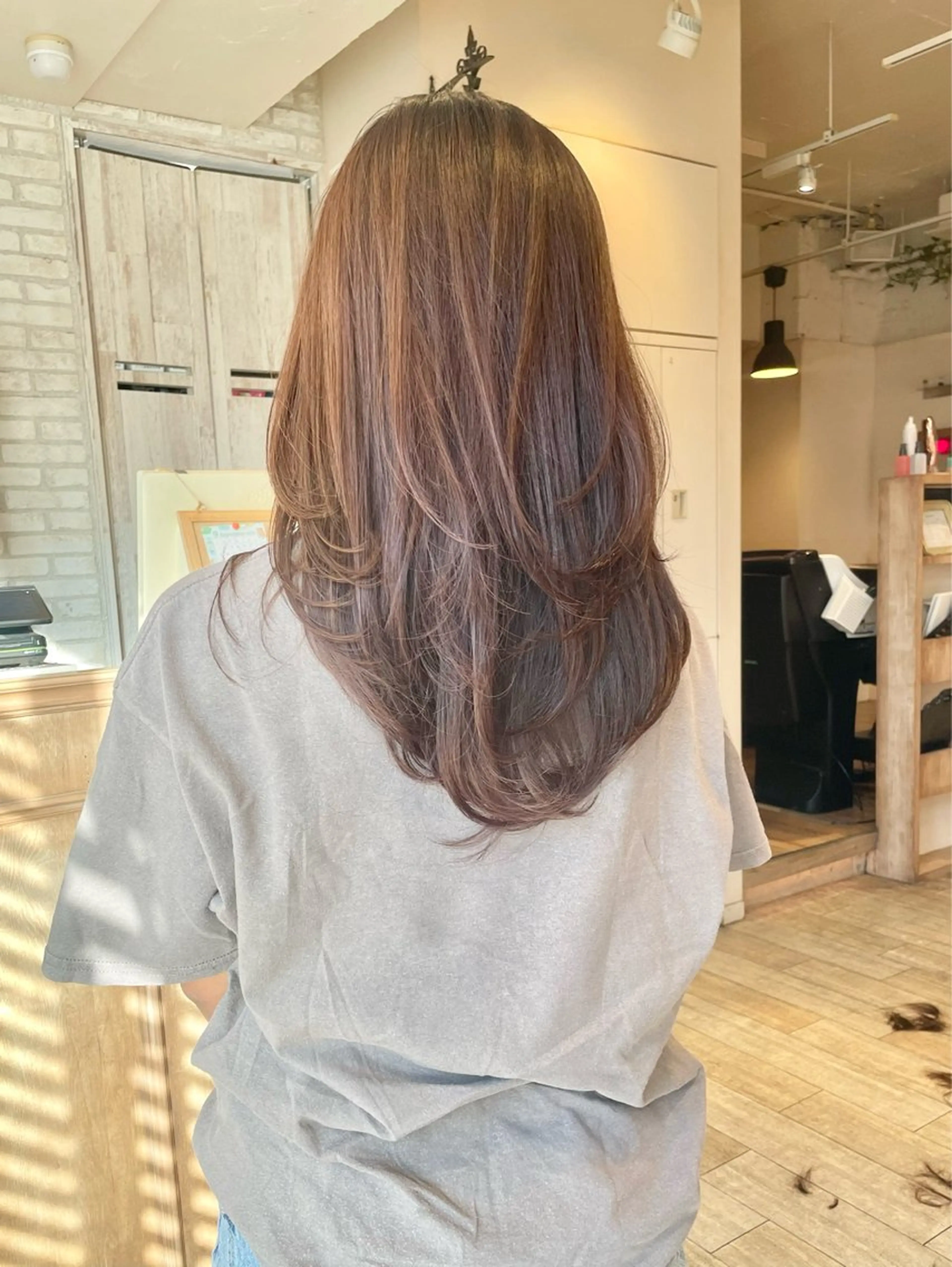 カラー カラーモデル募集中 🍒 豊田 愛のヘアスタイル