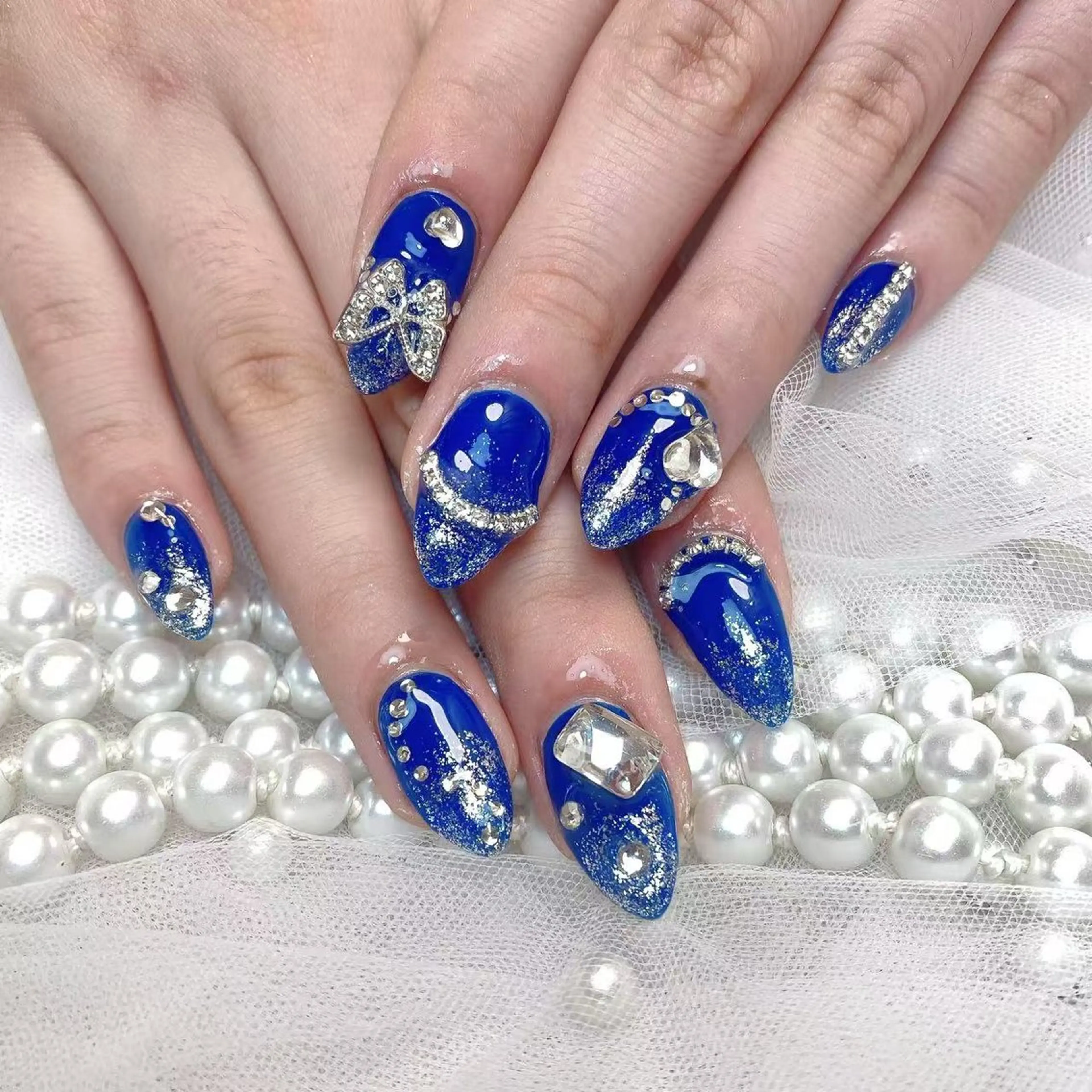 ネイル チョウ チョウのネイルデザイン