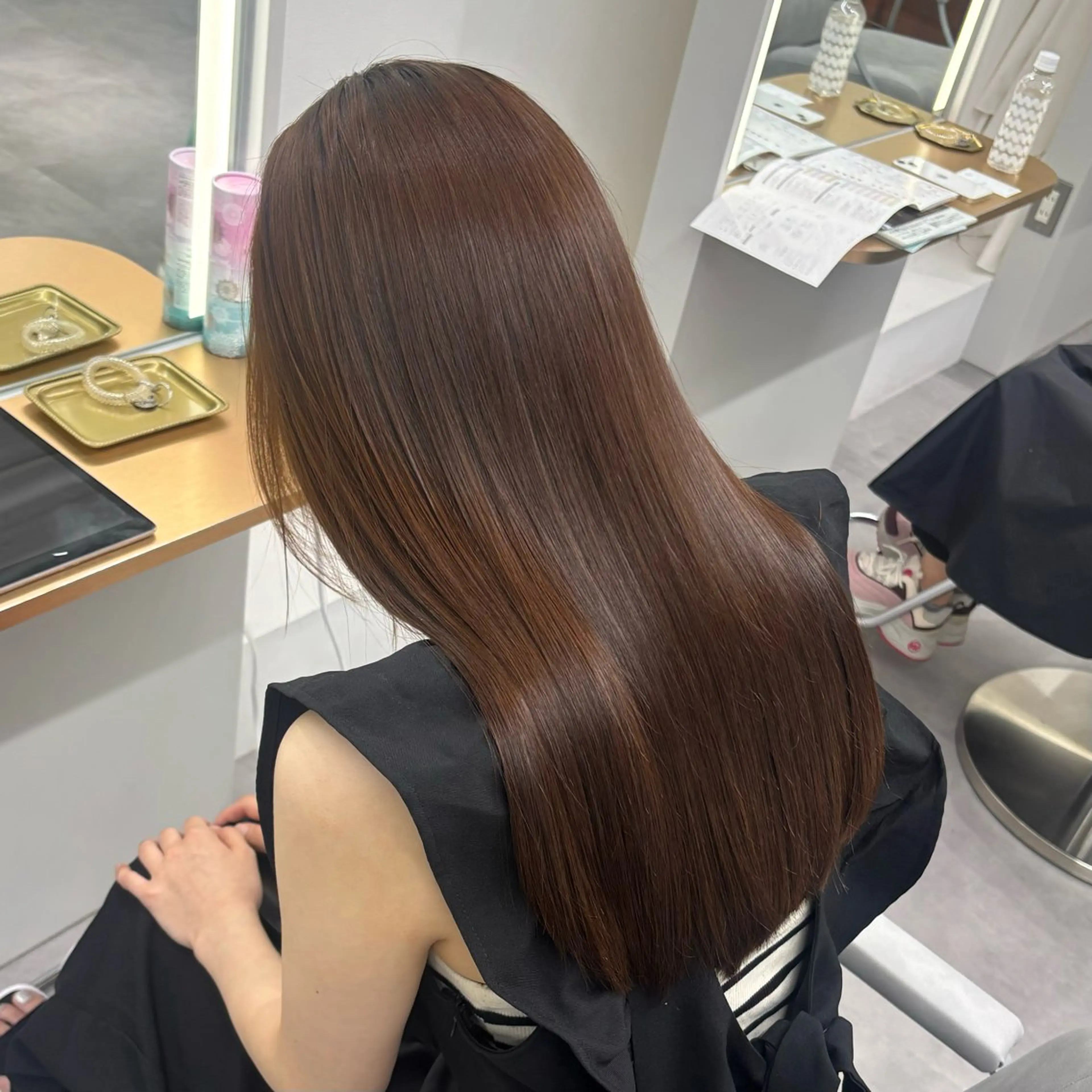 ロング 縮毛矯正 福本 葵のヘアスタイル